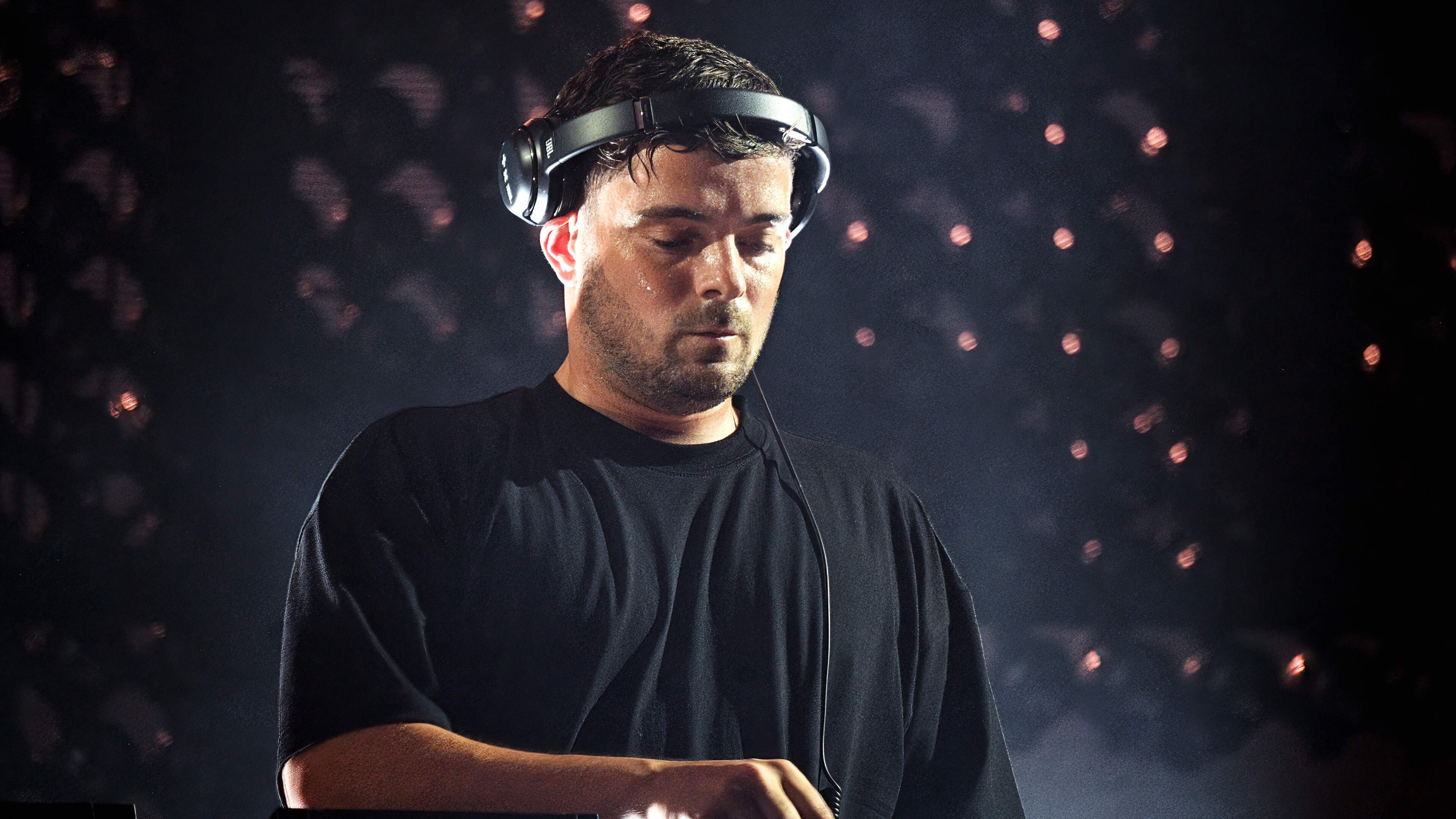 Martin Garrix brengt volgend jaar eerste popalbum uit: samenwerkingen met U2, Ed Sheeran en Madonna