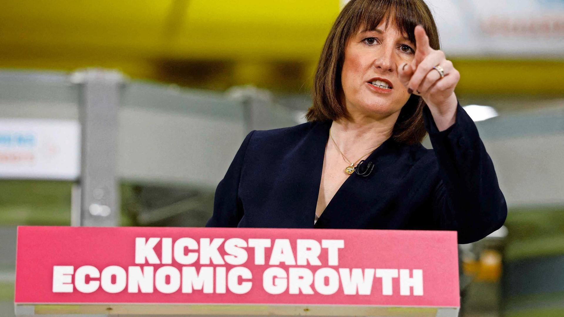 De Britse minister van Financiën Rachel Reeves heeft eindelijk haar langverwachte plannen gepresenteerd.