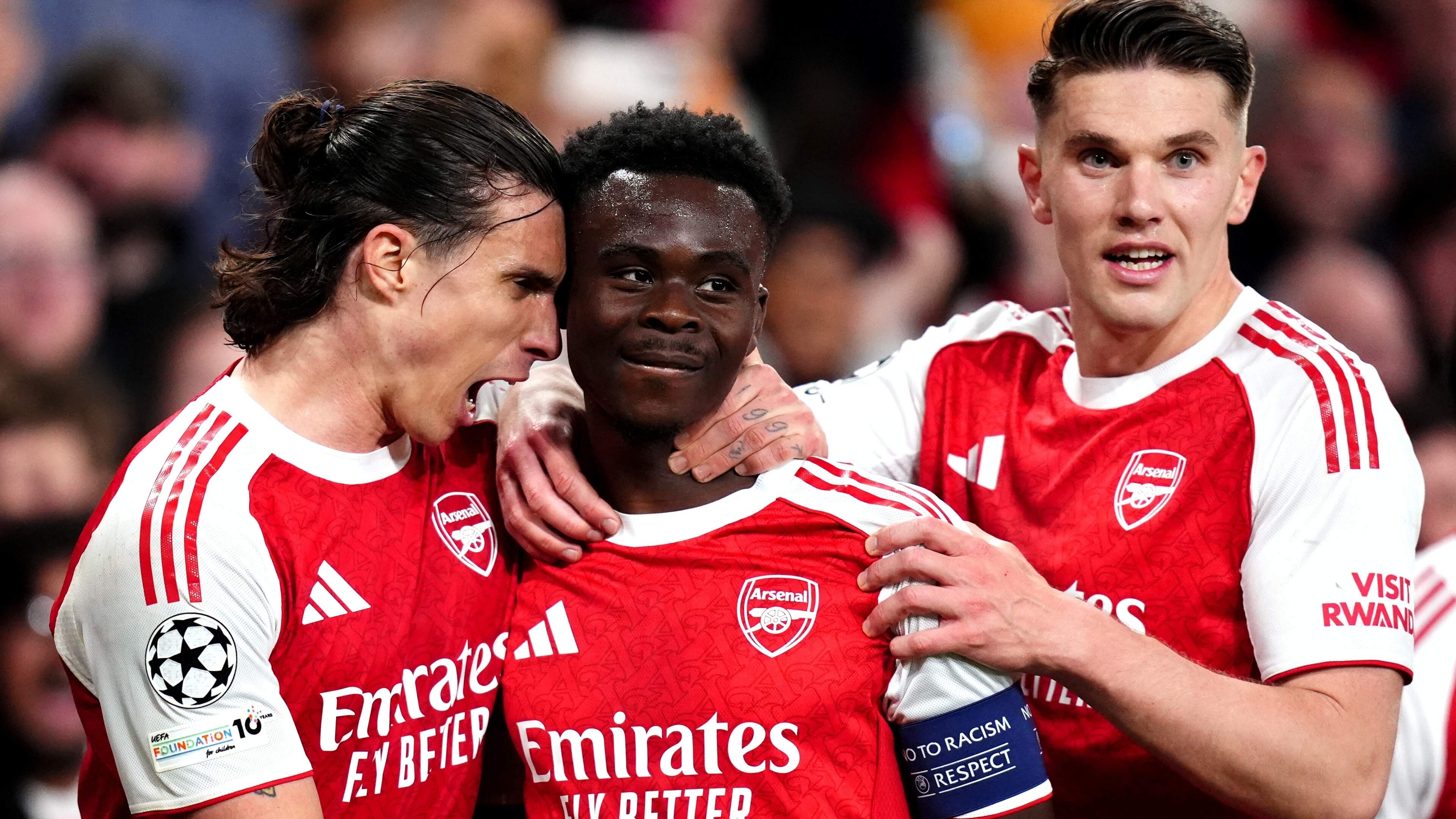 Arsenal klopt Atletico Madrid en plaatst zich na twintig jaar weer voor Champions League-finale