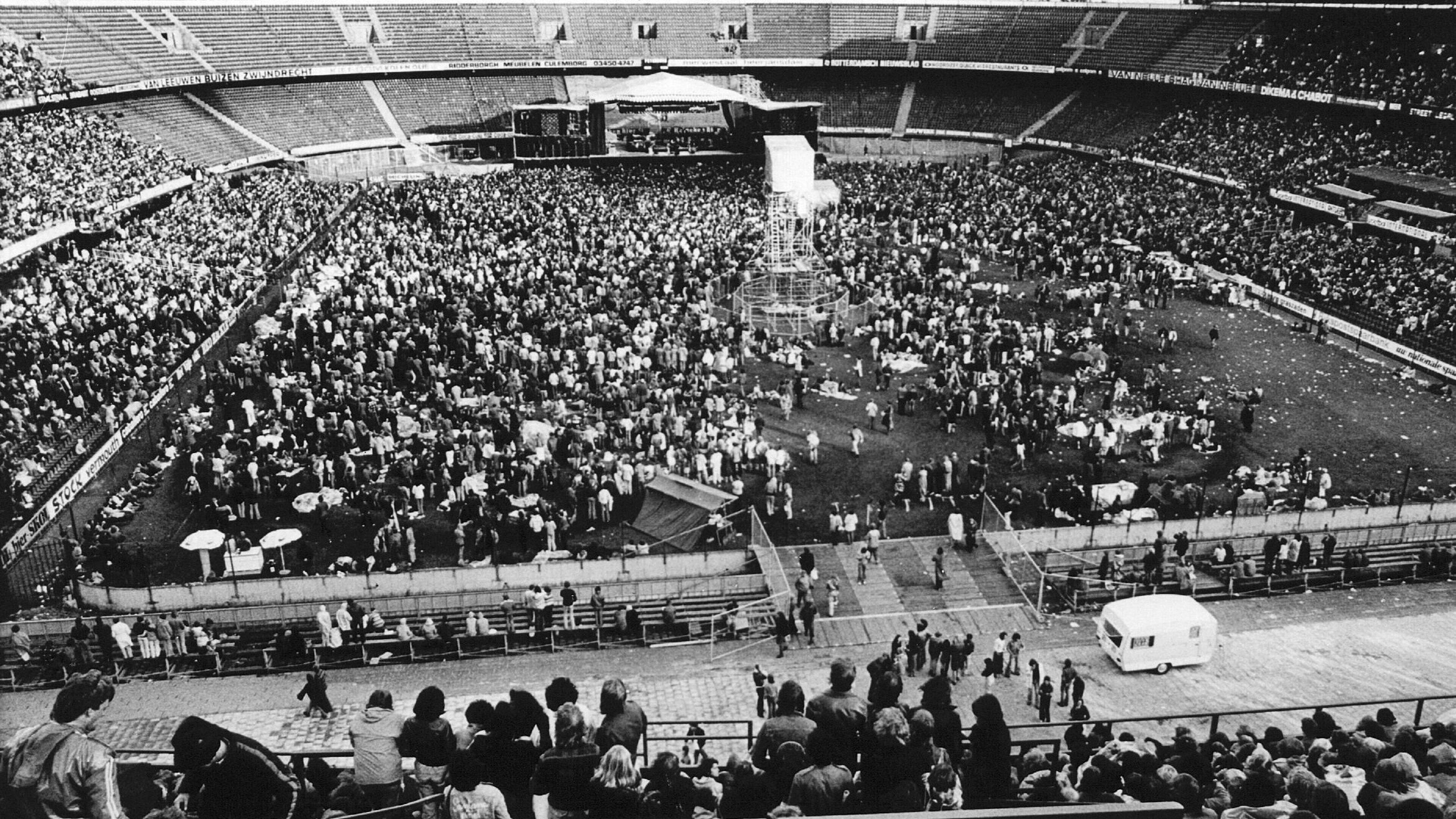 De Kuip was de eerste grote poptempel van Nederland met legendarische concerten: ’Dit idee was volstrekt nieuw’