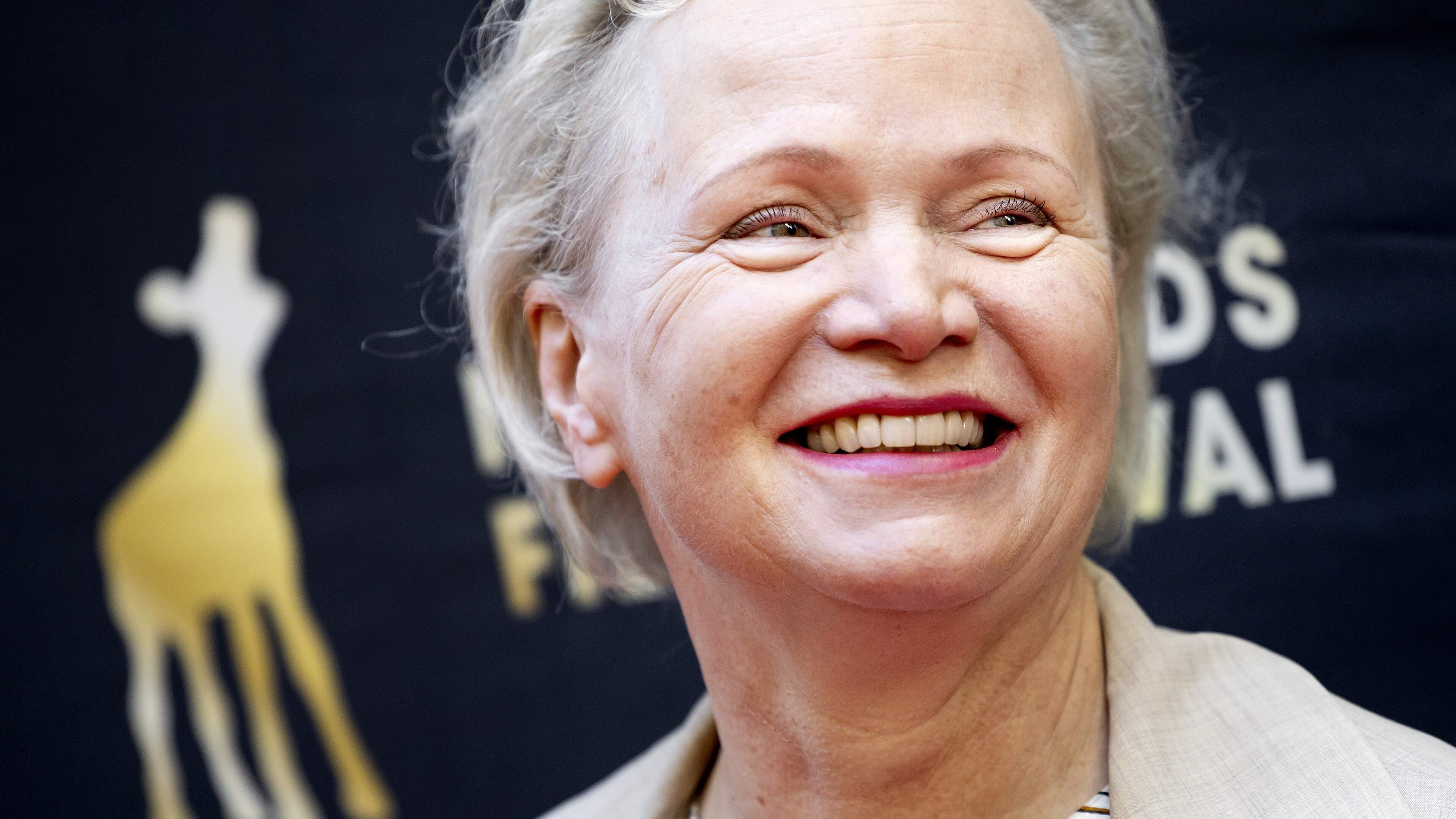 Renée Soutendijk (64) pakt hoofdrol in speelfilm Happy days: ’Gepensioneerde oppasoma in burnout’
