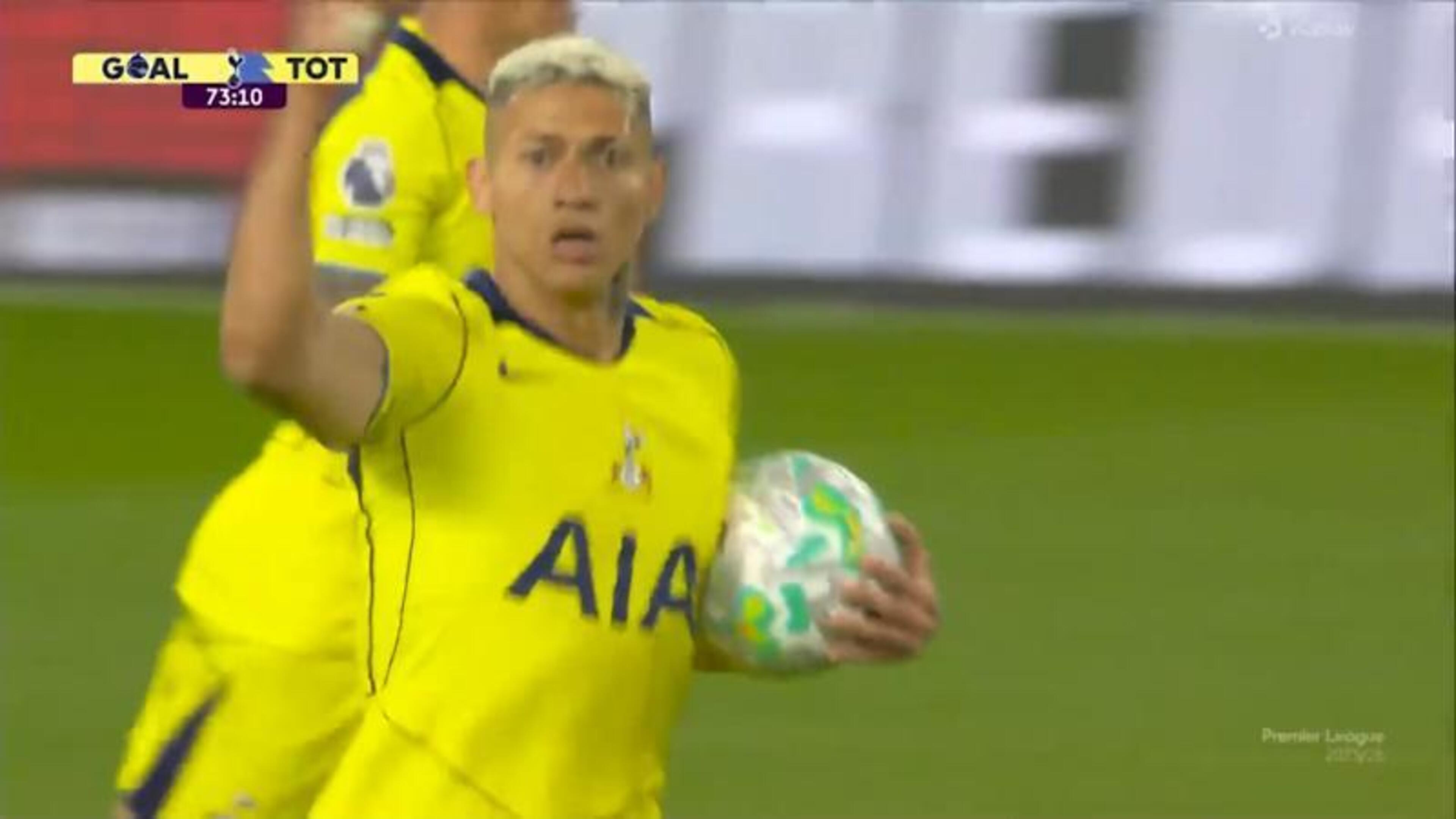 Tottenham terug in de wedstrijd! Richarlison maakt 2-1 tegen Chelsea