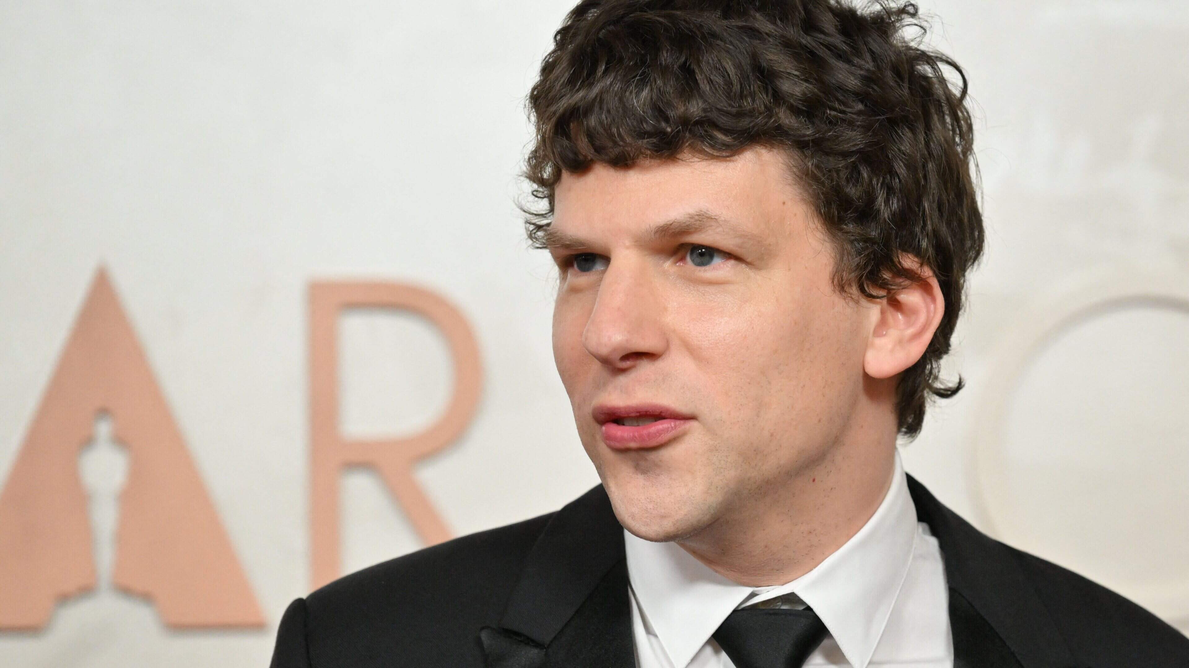 Mark Zuckerberg-acteur Jesse Eisenberg (42) wil niets meer te maken hebben met Meta-baas