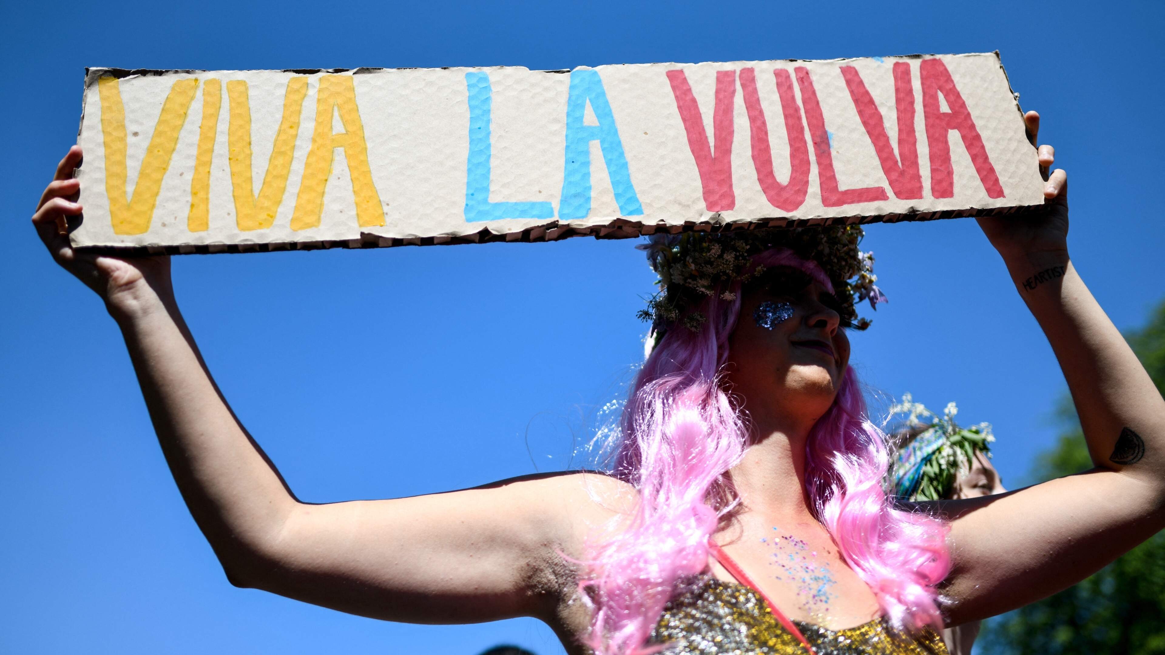 Waarom het nieuwe woord ’vulvalip’ voor ’schaamlip’ een slecht idee is, ongelukkig is gekozen en niets bijdraagt aan de emancipatie van vrouwen