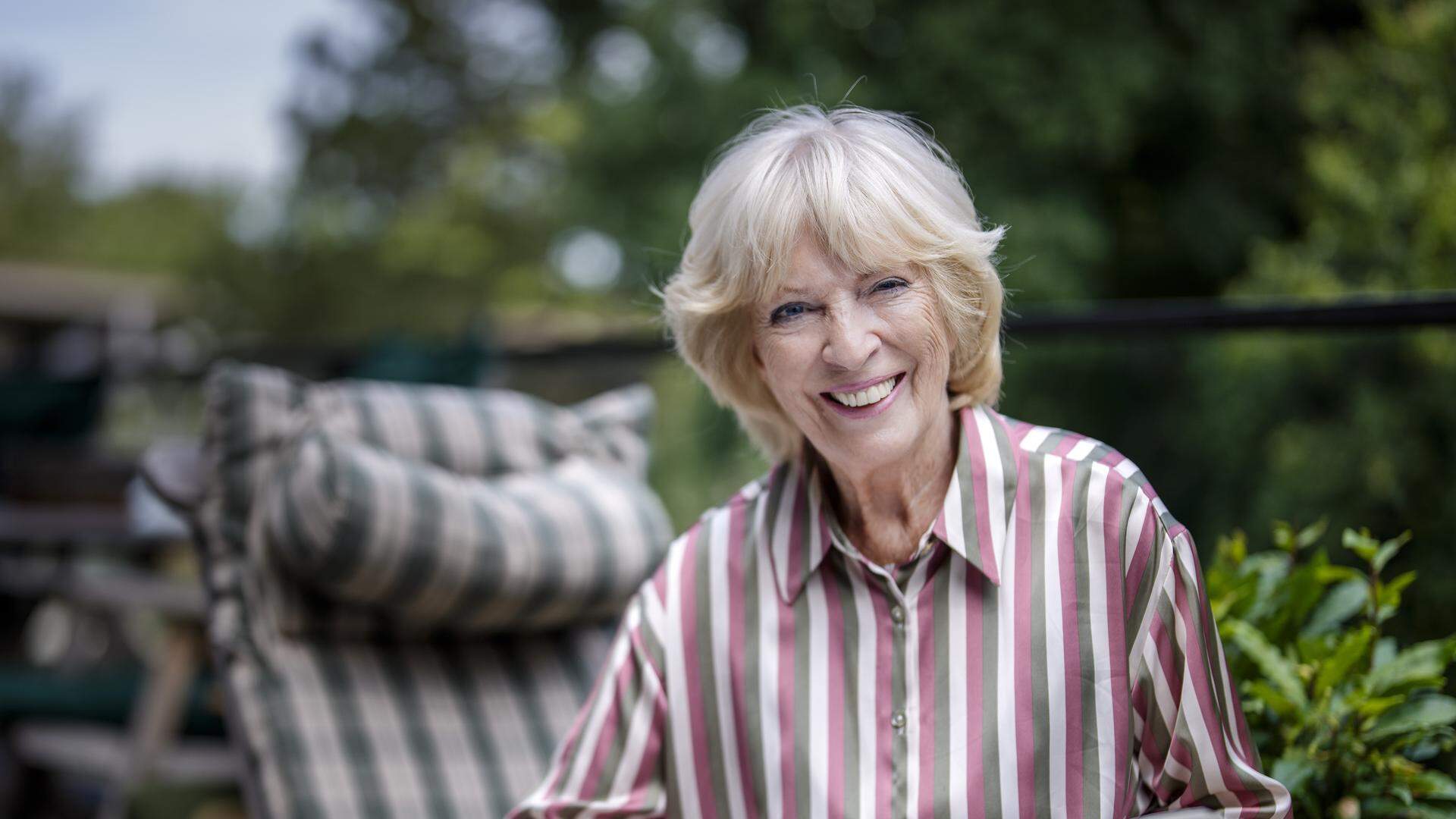 Ciska Peters werd in juni 80 jaar en geniet volop van het leven.