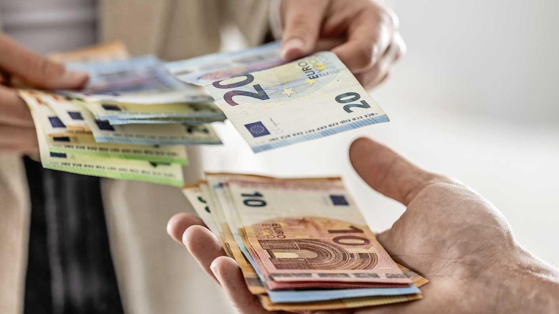 Praat mee: Vind je het terecht dat er een limiet komt op contante ...