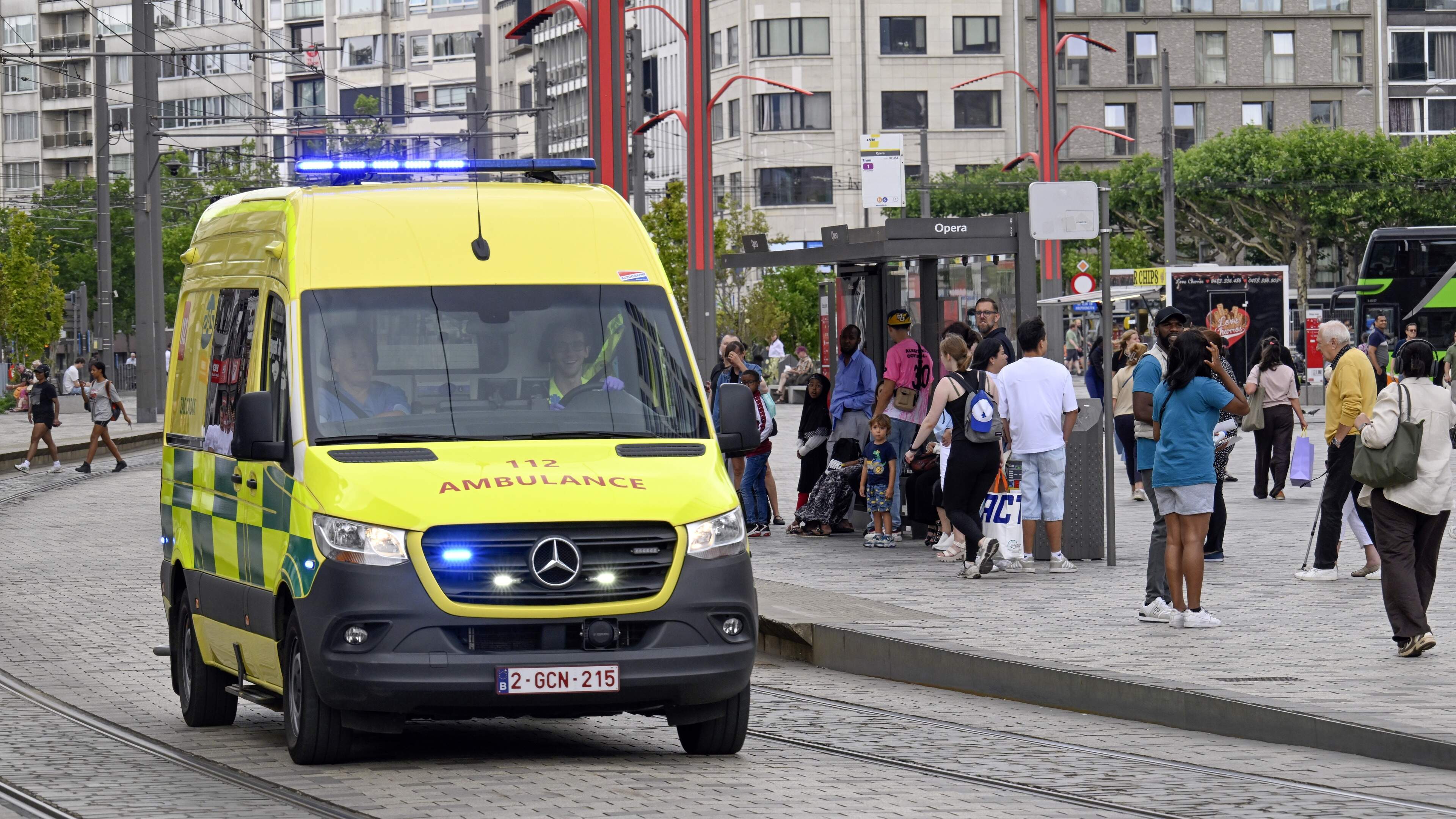 Twee lichamen gevonden onder het puin na grote brand in Belg