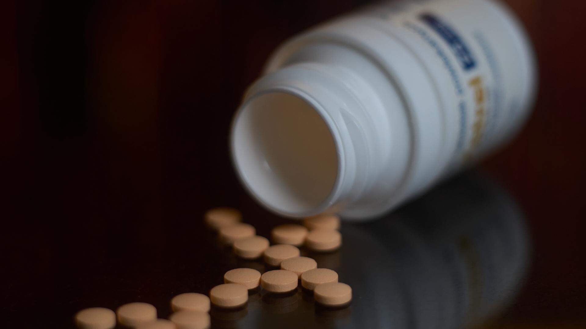Tony Roe (30) uit Dublin had drugs bij zich naar het gerechtsgebouw en probeerde die aan een medegevangene door te geven. 