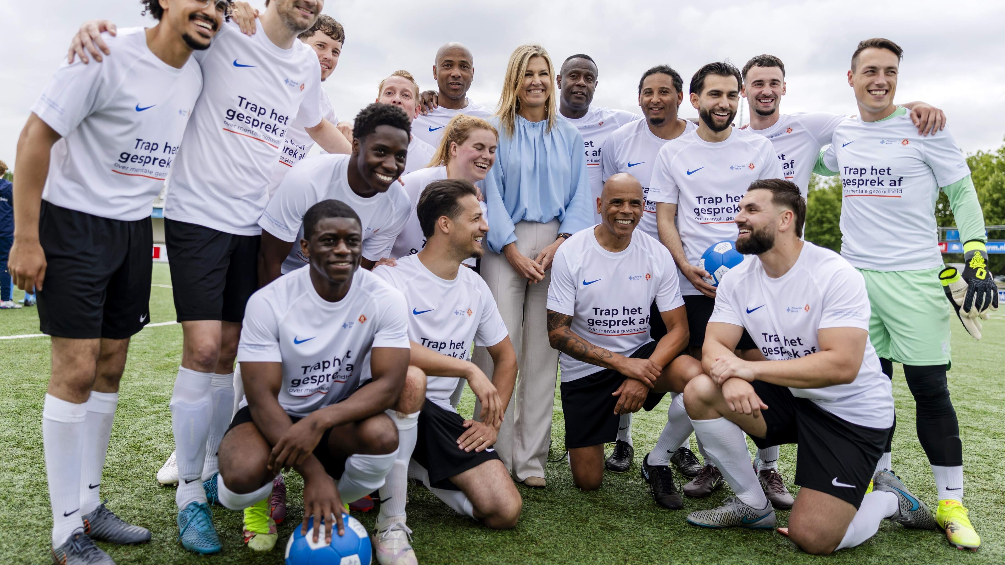 Koningin Máxima kan door blessure niet voetballen met RTL Sterrenteam