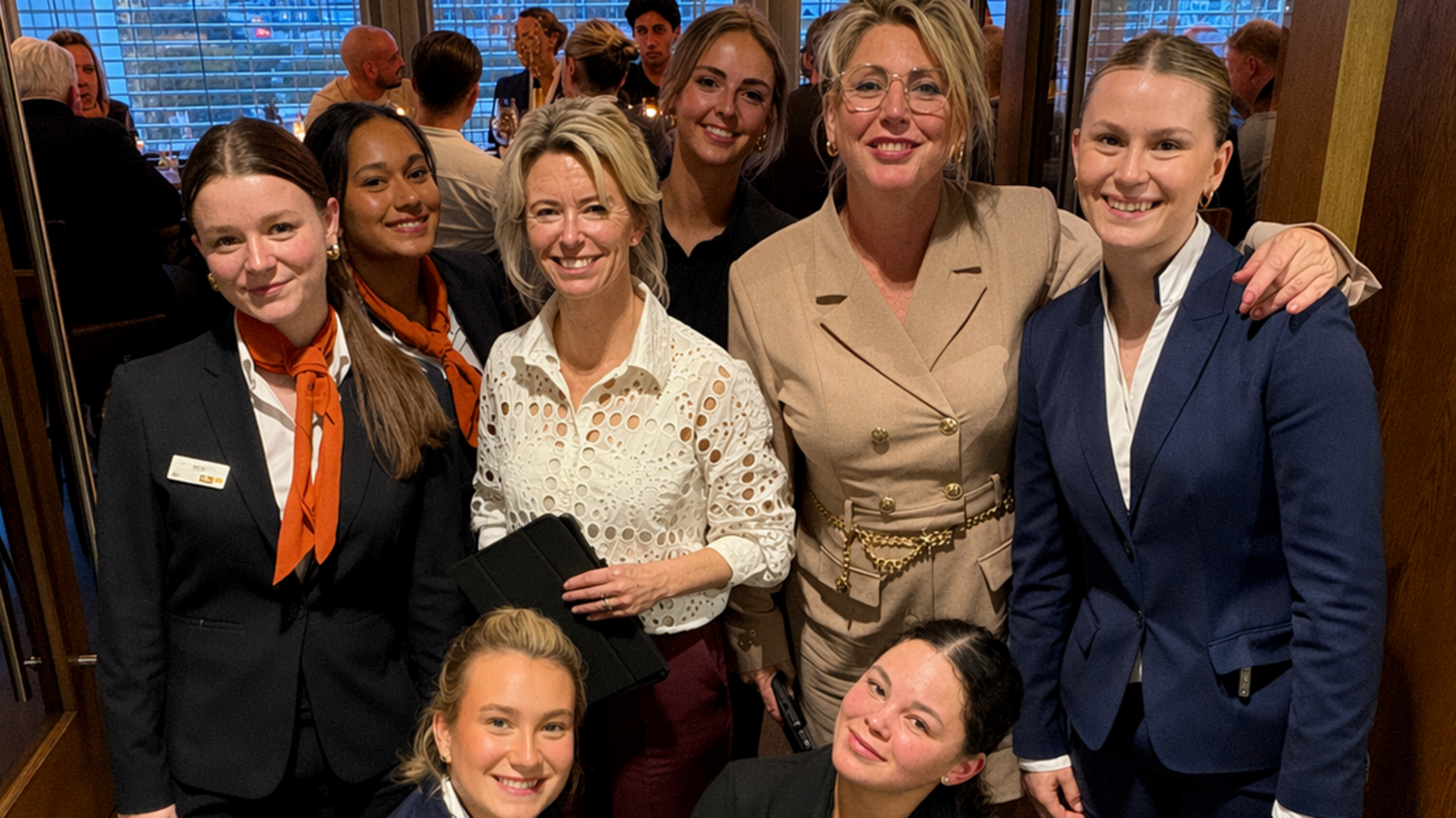 Studenten gaan strijd aan voor oog horecatop: ’Bediening als voetveeg? Dat imago móét beter’