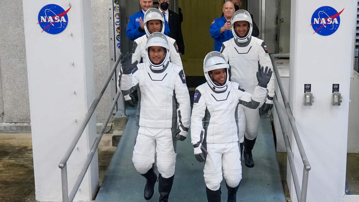 New Astronaut Crew Reaches ISS in Record American Time