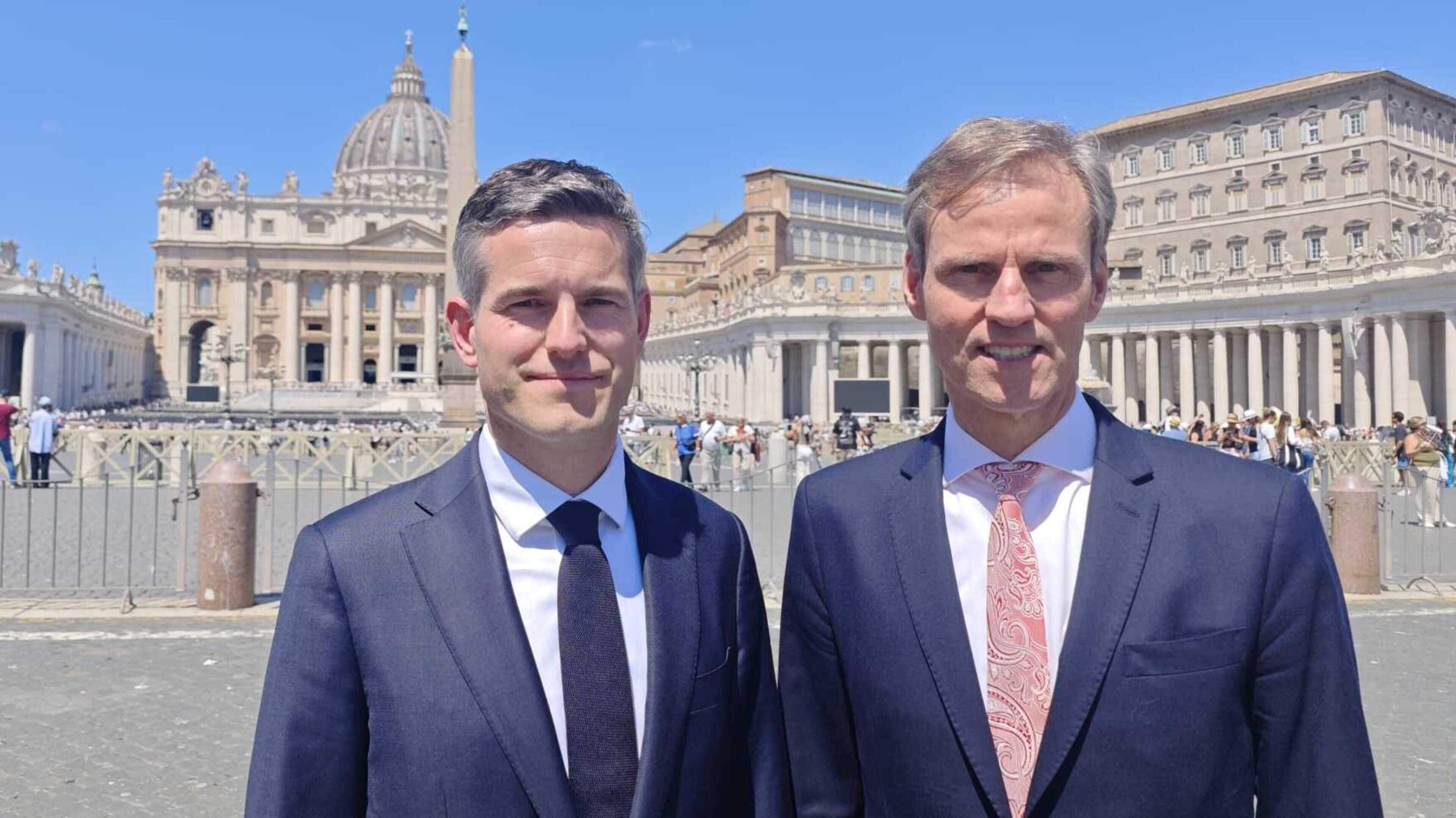 Bijzonder Nederlands samenkomen in Vaticaan: ’Gesproken over