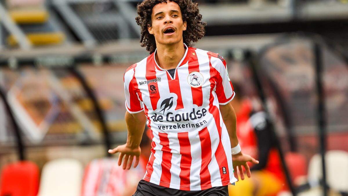 Feyenoord-middenvelder Gjivaï Zechiël wordt vijfde versterking van FC Utrecht