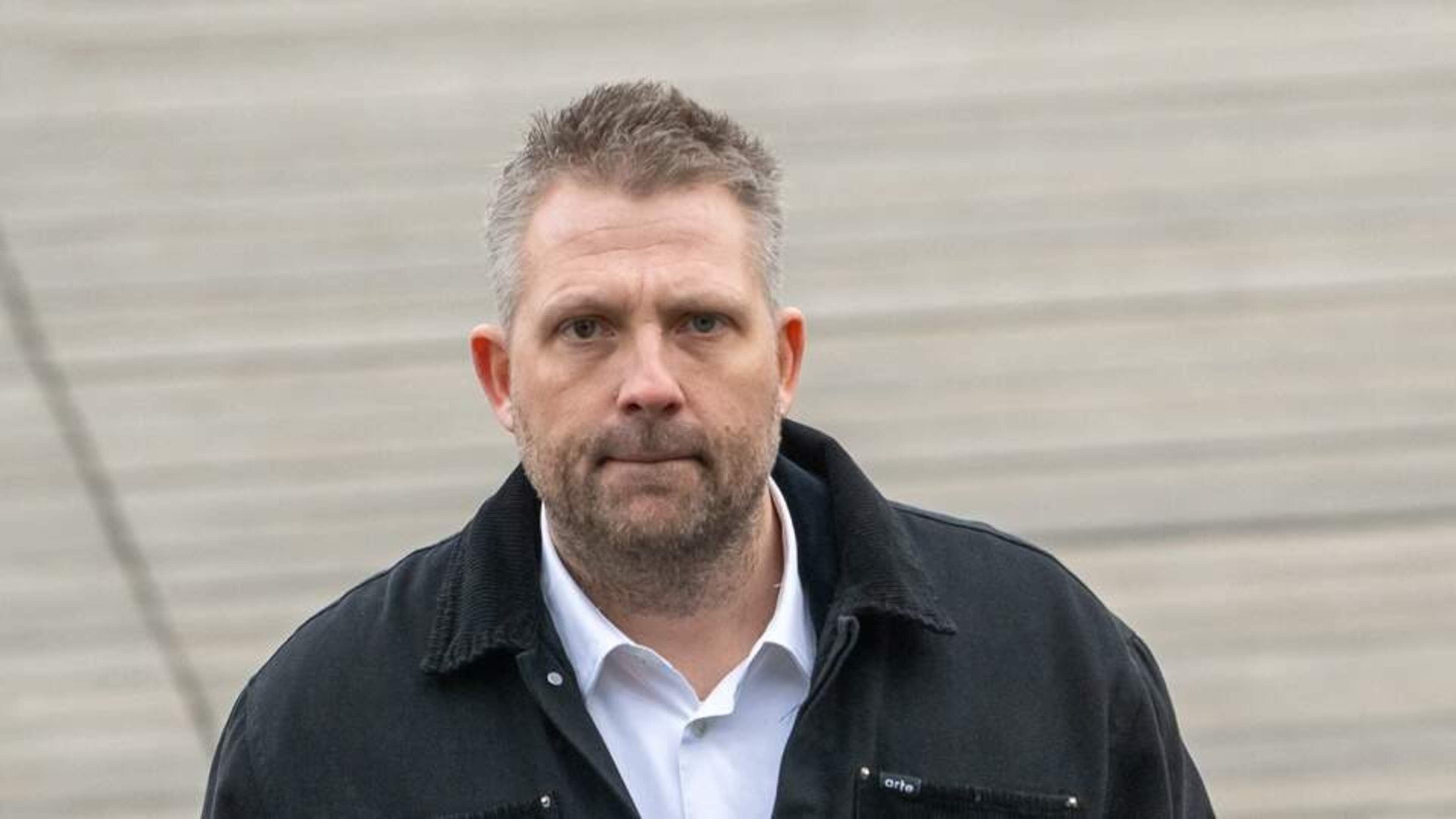 Voorwaardelijke celstraf en boete voor sterrenchef Nick Bril na overrijden hulpkok