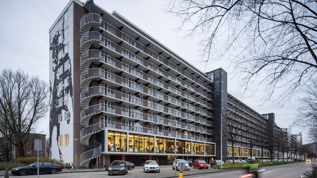 Vesteda Vesteda ziet investeerders massaal uitstappen: wat betekent dit? | De ...