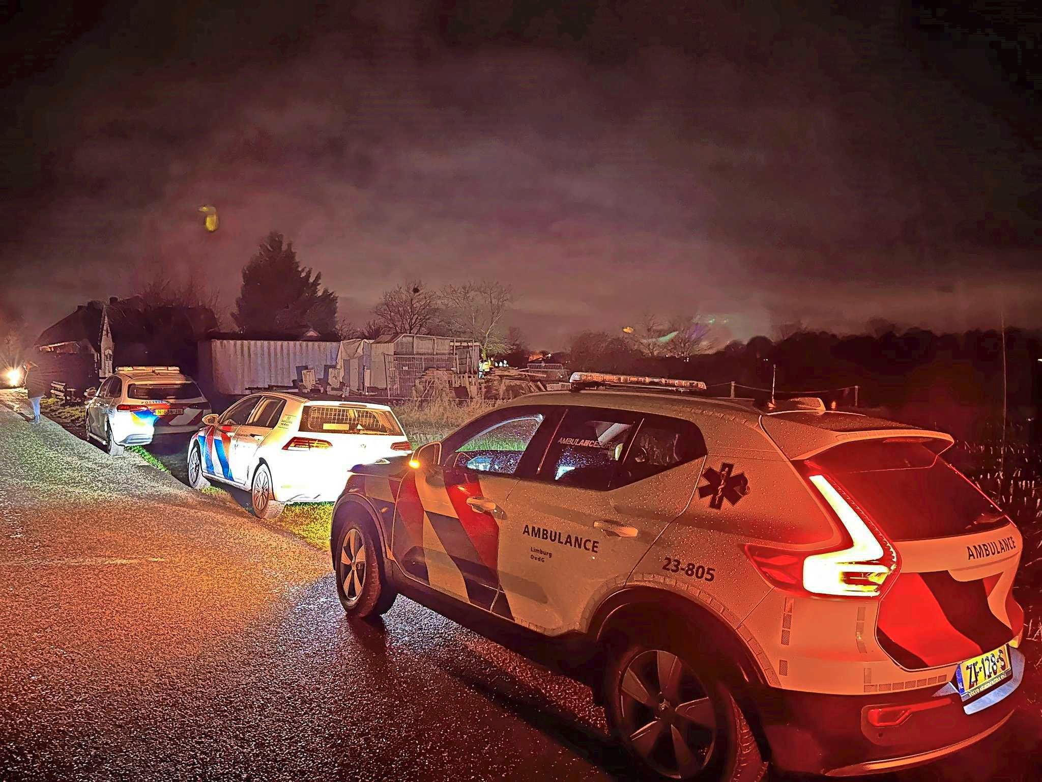 Man (36) overleden in Limburgse Neeritter na ongeval met vuurwerk
