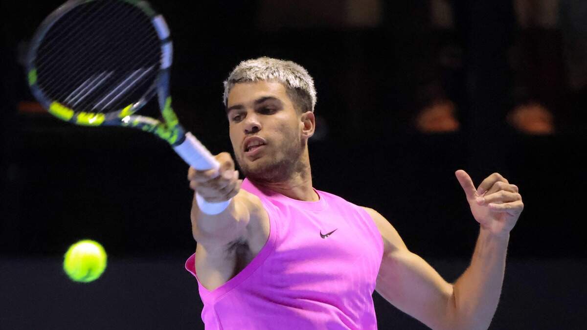carlos alcaraz bereikt finale six kings slam na winst op taylor fritz | De Telegraaf
