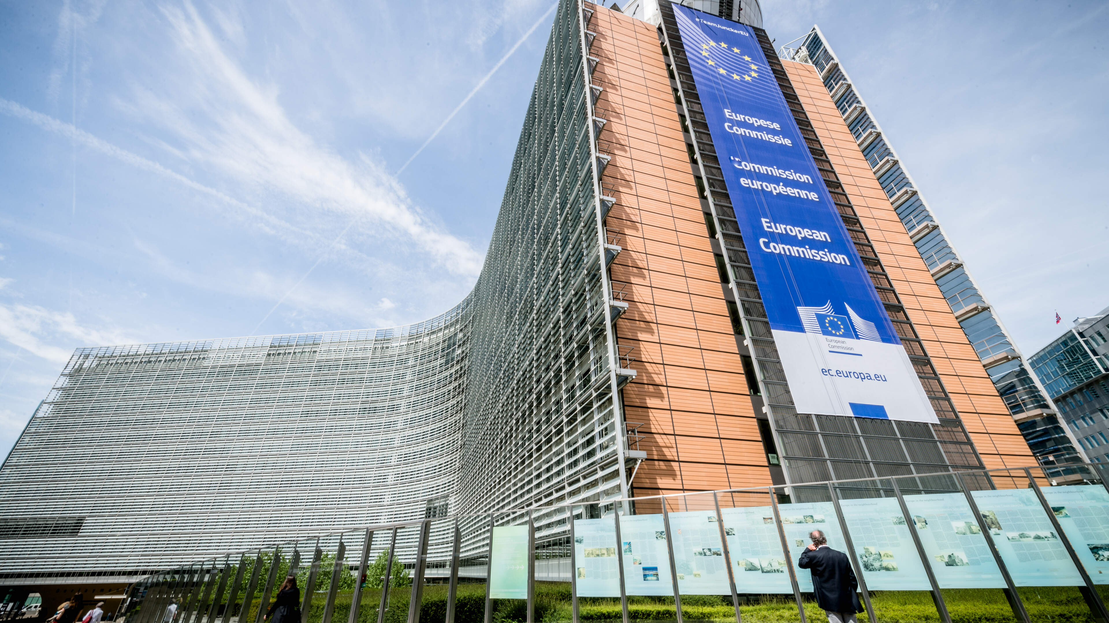 Hoofdkwartier Europese Commissie schakelde op hoogtepunt hittegolf airco uit, behalve op verdiepingen waar EU-bobo’s werkten