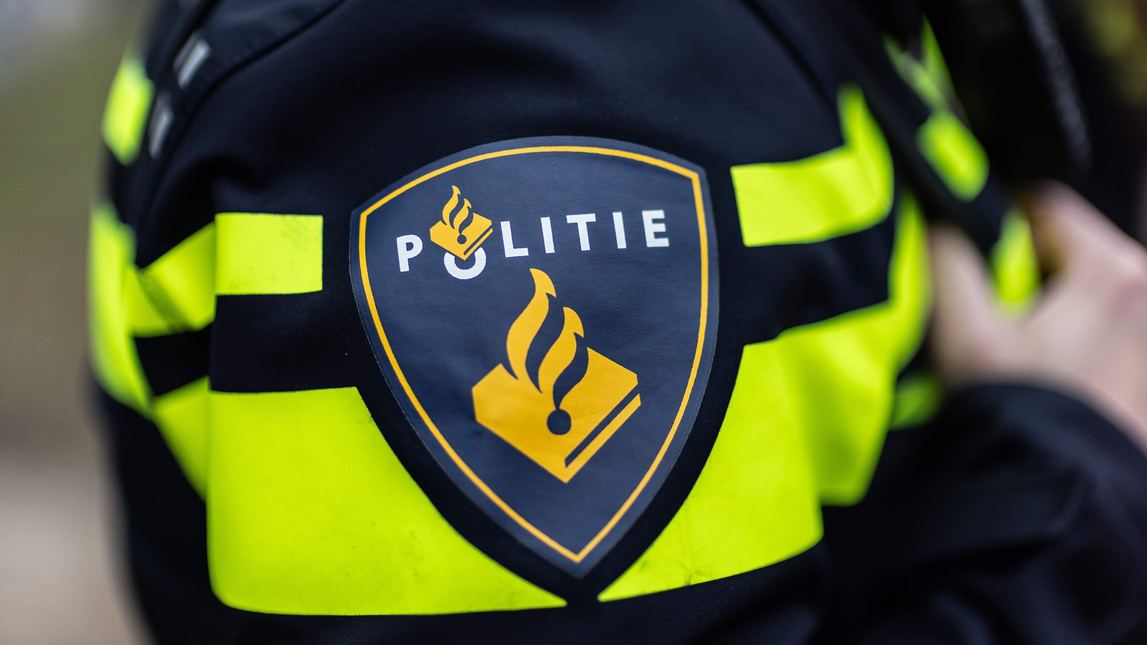 Politiemedewerker (36) in Den Haag vast voor verkopen politie-informatie