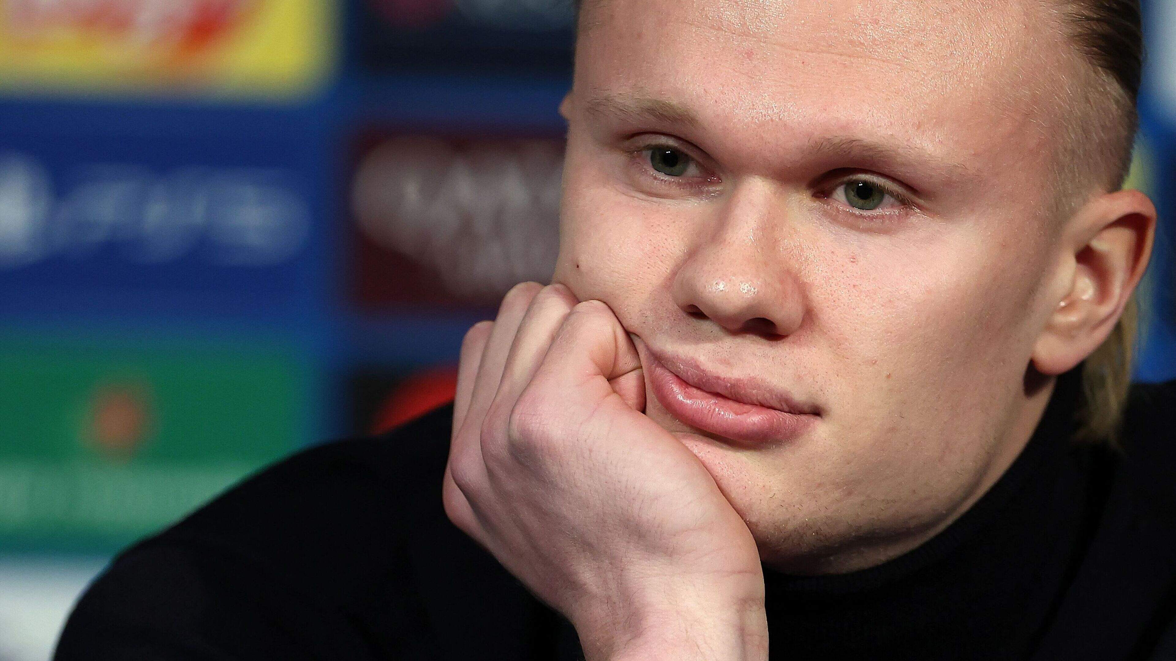 Erling Haaland blijft met geld smijten en voegt zeldzame Mercedes van 460.000 euro toe aan zijn autocollectie