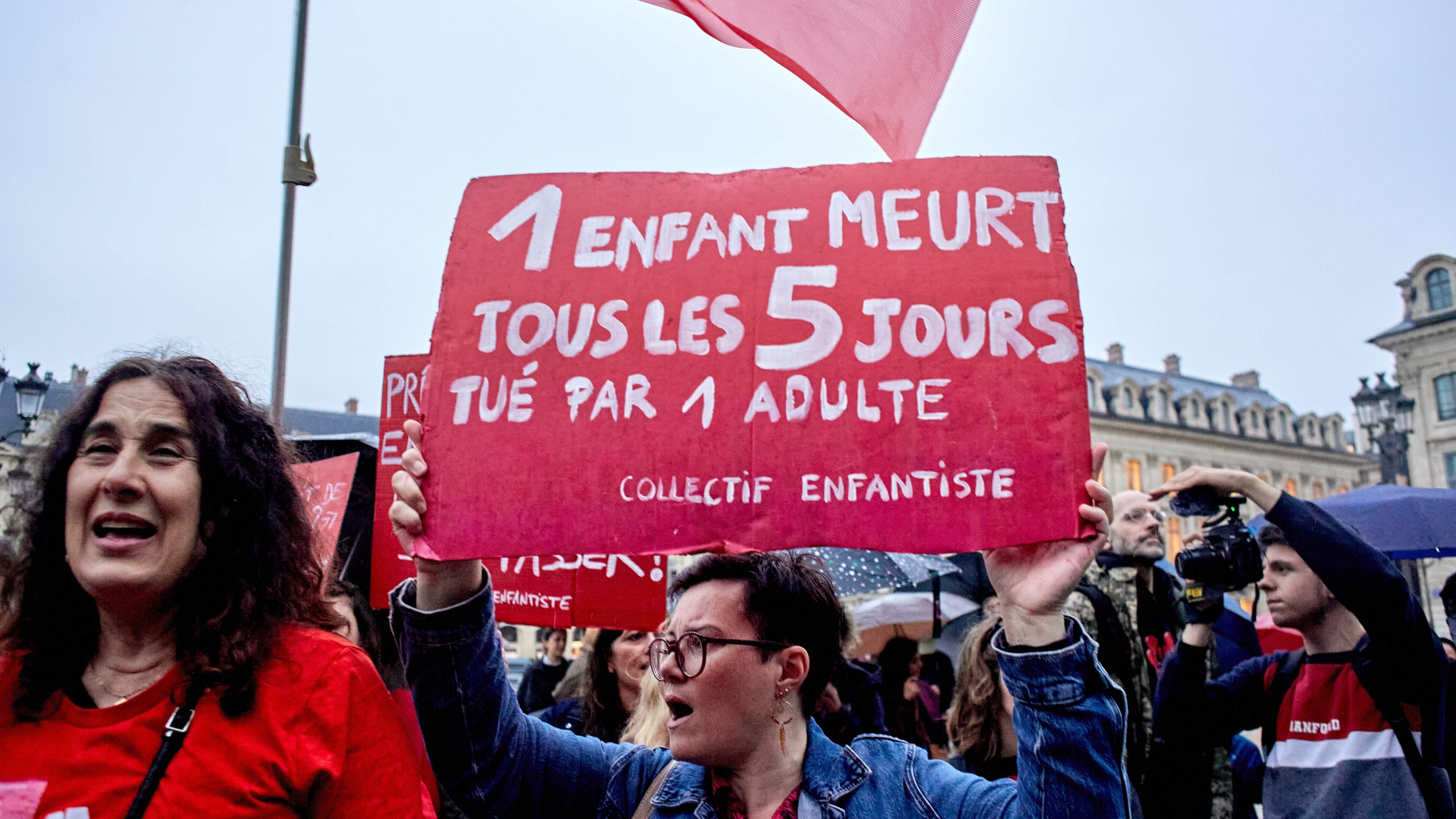 Demonstraties in heel Frankrijk om dood 11-jarige Lyhanna: w