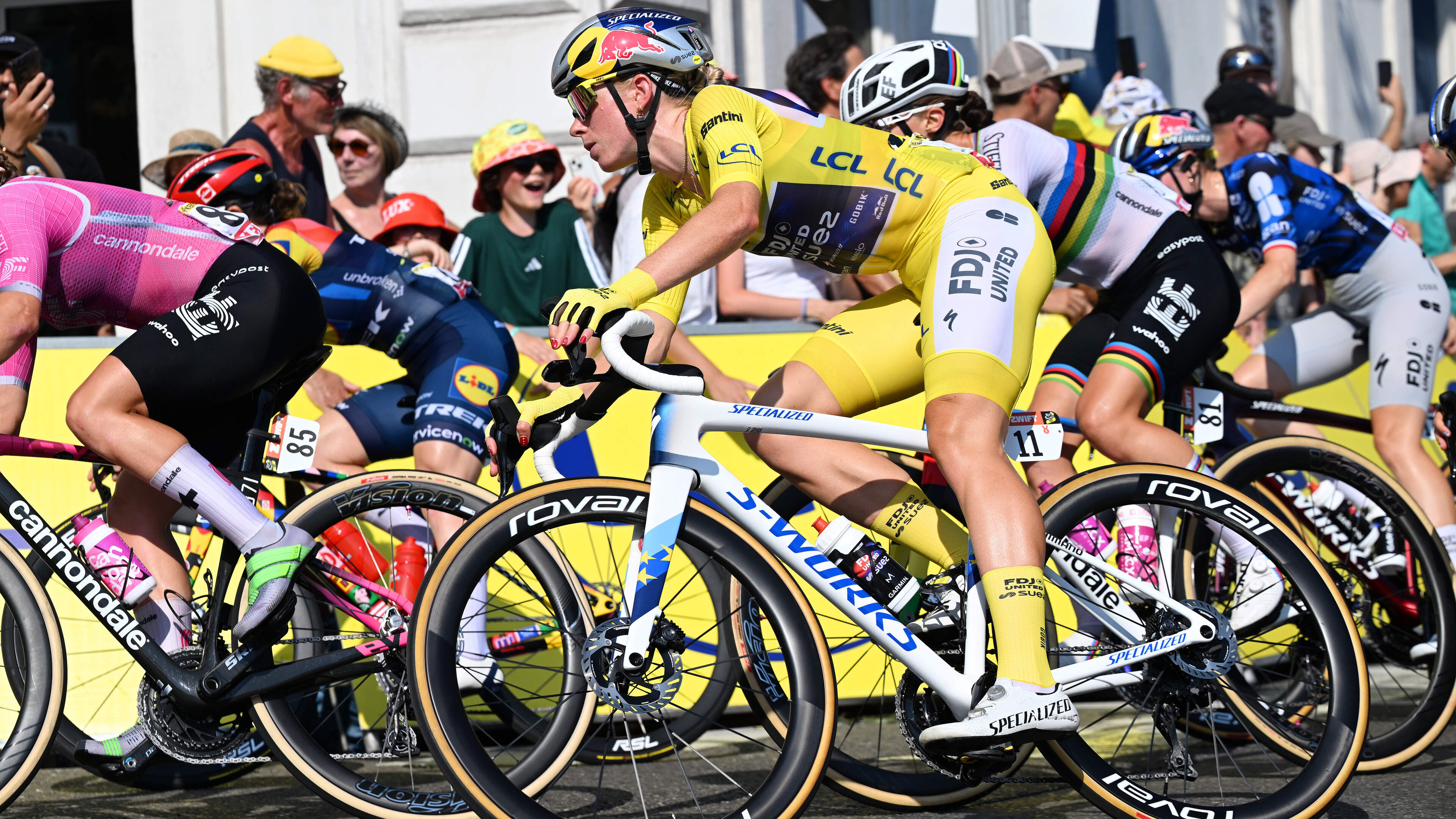 LIVE Tour de France Femmes | Bloedstollende ontknoping tussen Vollering en Niewiadoma, Holmgren slaat gaatje