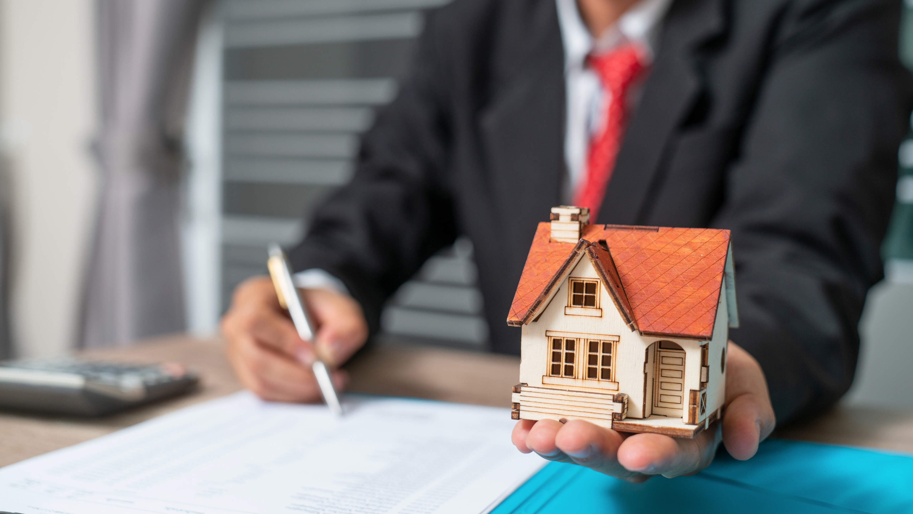 Mortgage rates rise sharply with no end in sight: house prices could come under pressure