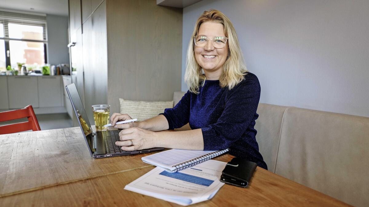 Ontslag door corona: ‘Voor ik het wist, had ik een andere baan’ | De ...