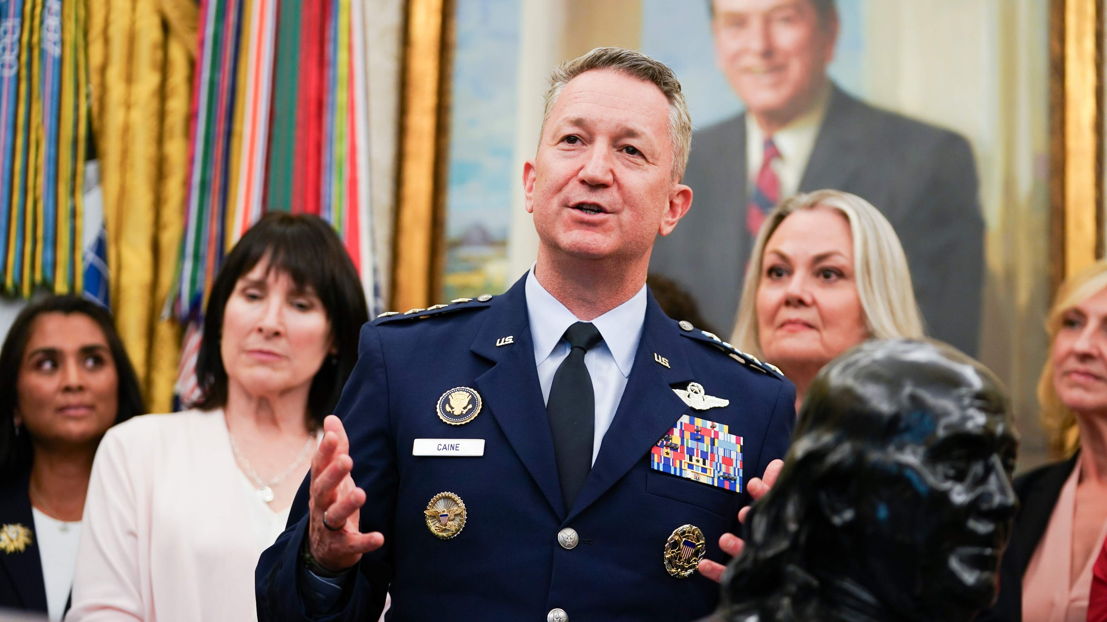 LIVE | Amerikaanse topgeneraal zoekt uitweg uit oorlog met Iran nu militaire opties beperkt blijven 