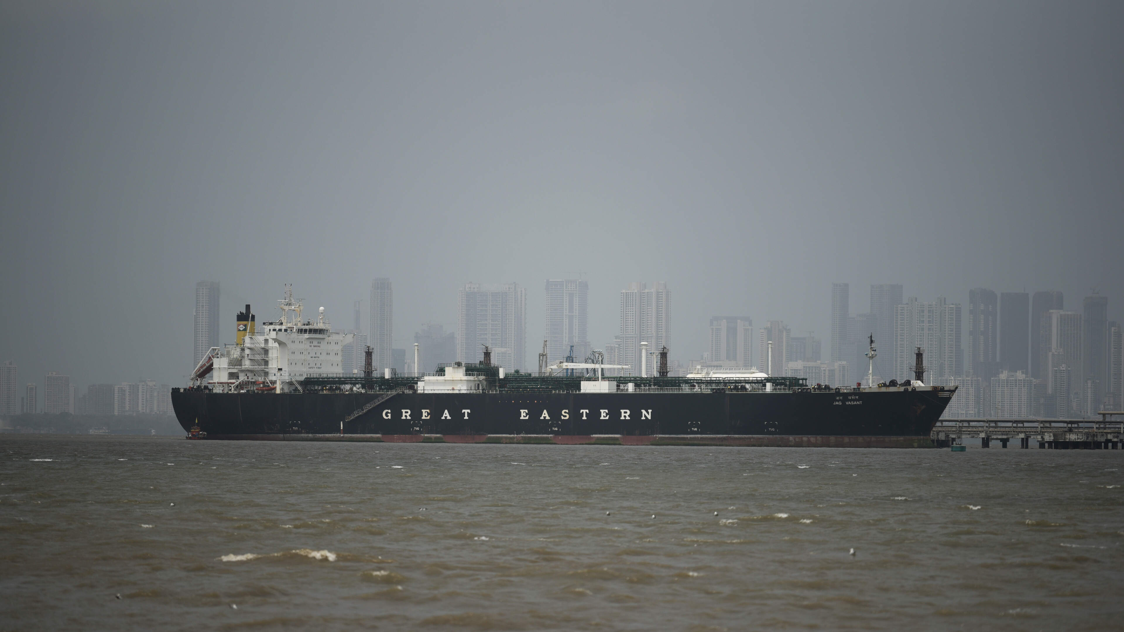 LIVE | Iran: ’Passage door Straat van Hormuz is vrij, maar niet voor Amerikaanse en Israëlische schepen’