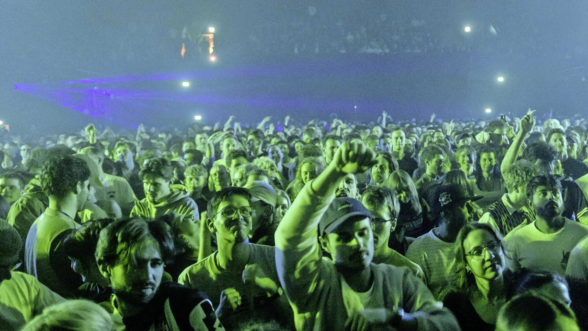 Nederlandse vrouw (34) overleden tijdens illegale rave in Frankrijk ...
