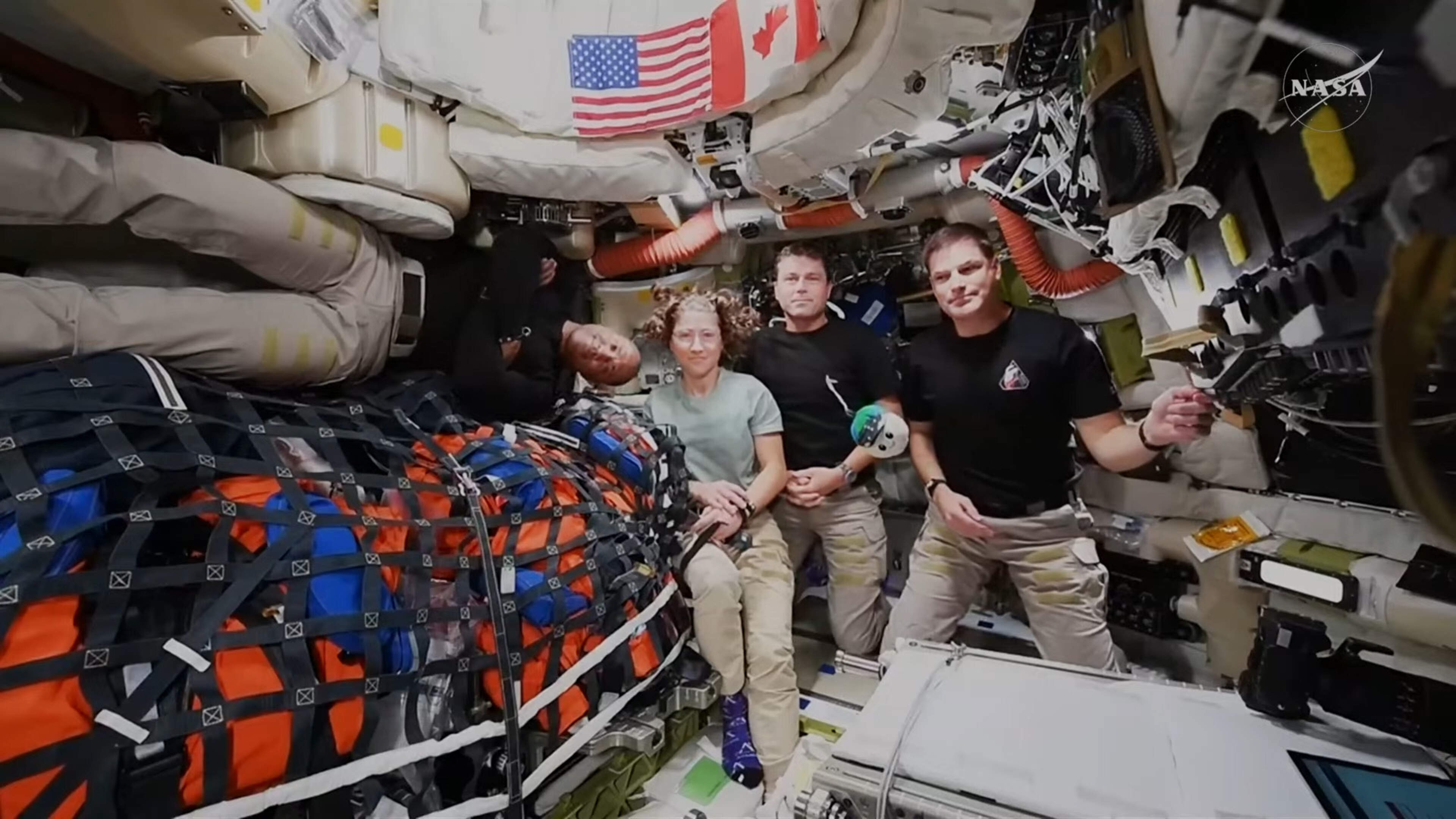 NASA-astronauten maken zich op voor terugkeer naar aarde: laatste spannende uren van historische missie