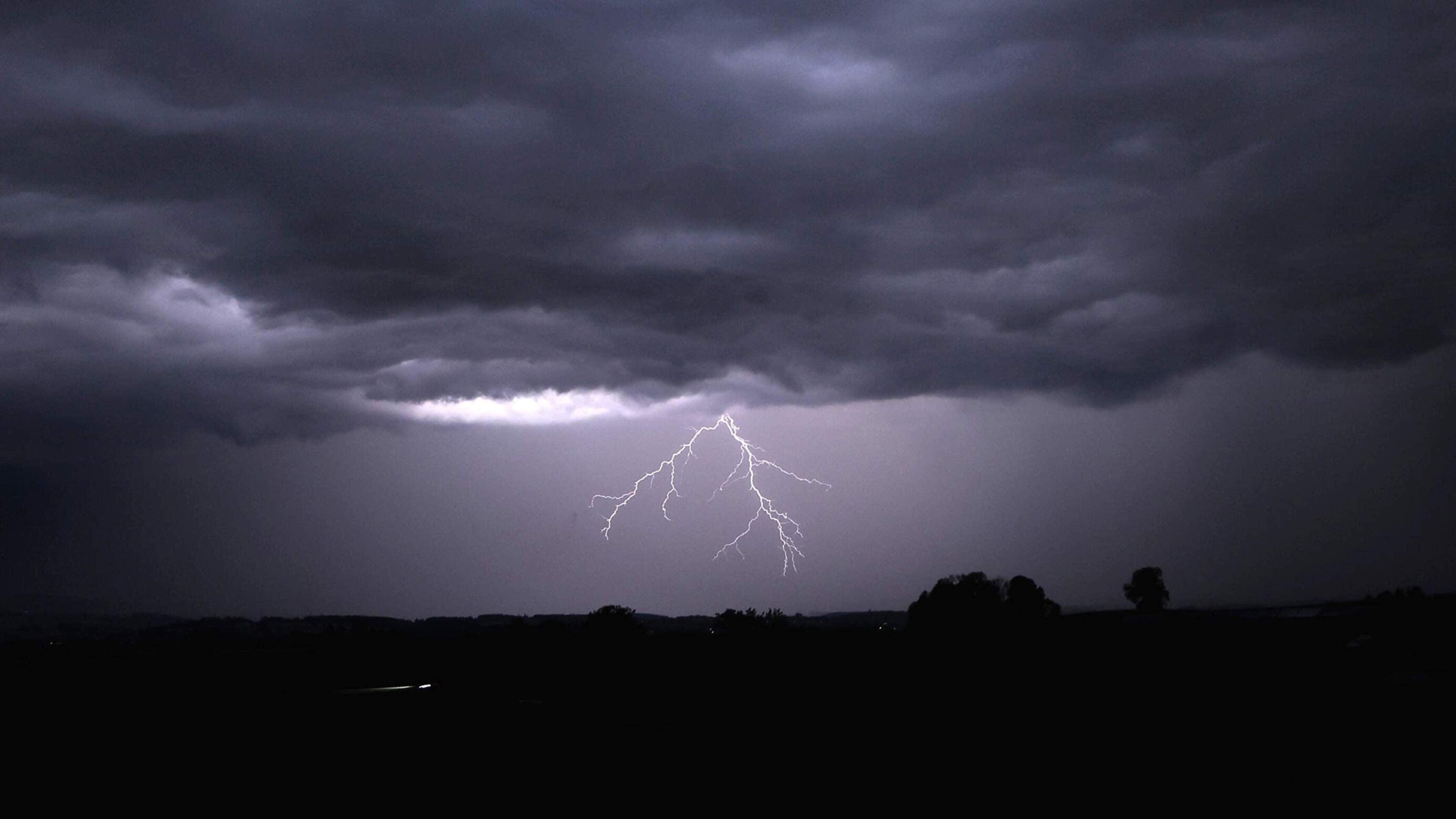 Noodweer in Italië lijkt voorbij: ‘Nog wel vochtige lucht en hoge temperaturen’