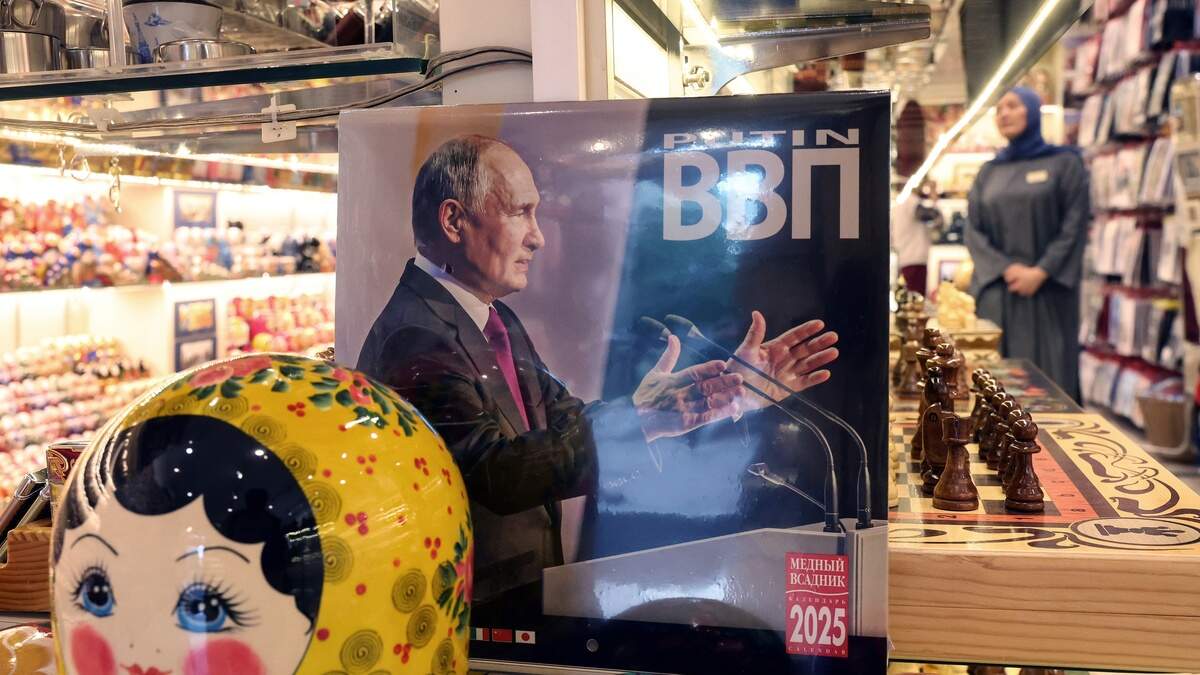 プーチン大統領の新しいプロパガンダカレンダーが公開：これらは最も注目に値する写真だ