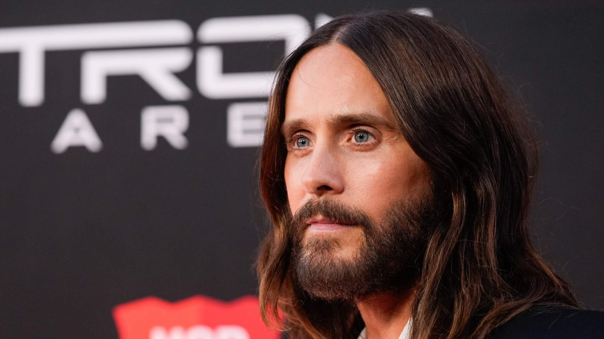 zanger-jared-leto-opnieuw-beschuldigd-van-seksueel-wangedrag-de-telegraaf