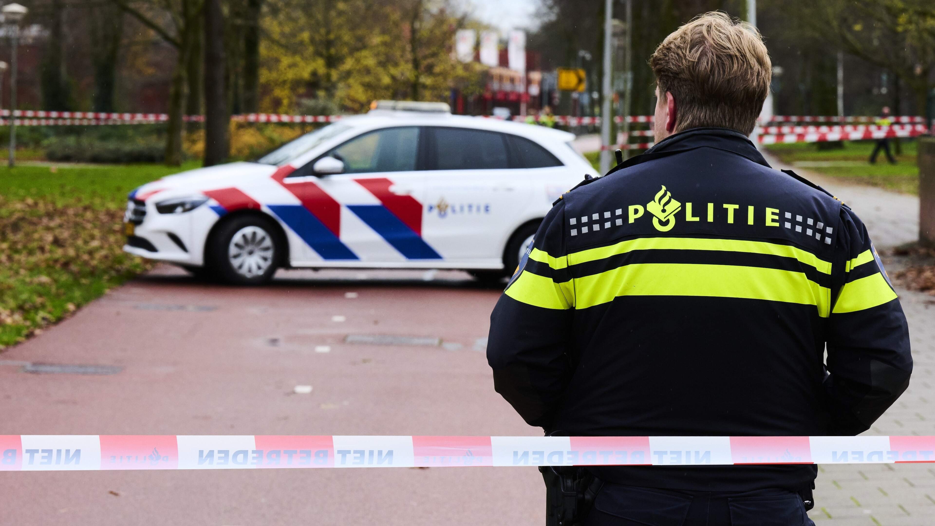 Man (23) op klaarlichte dag neergeschoten na ruzie in Amsterdam-West, dader op de vlucht