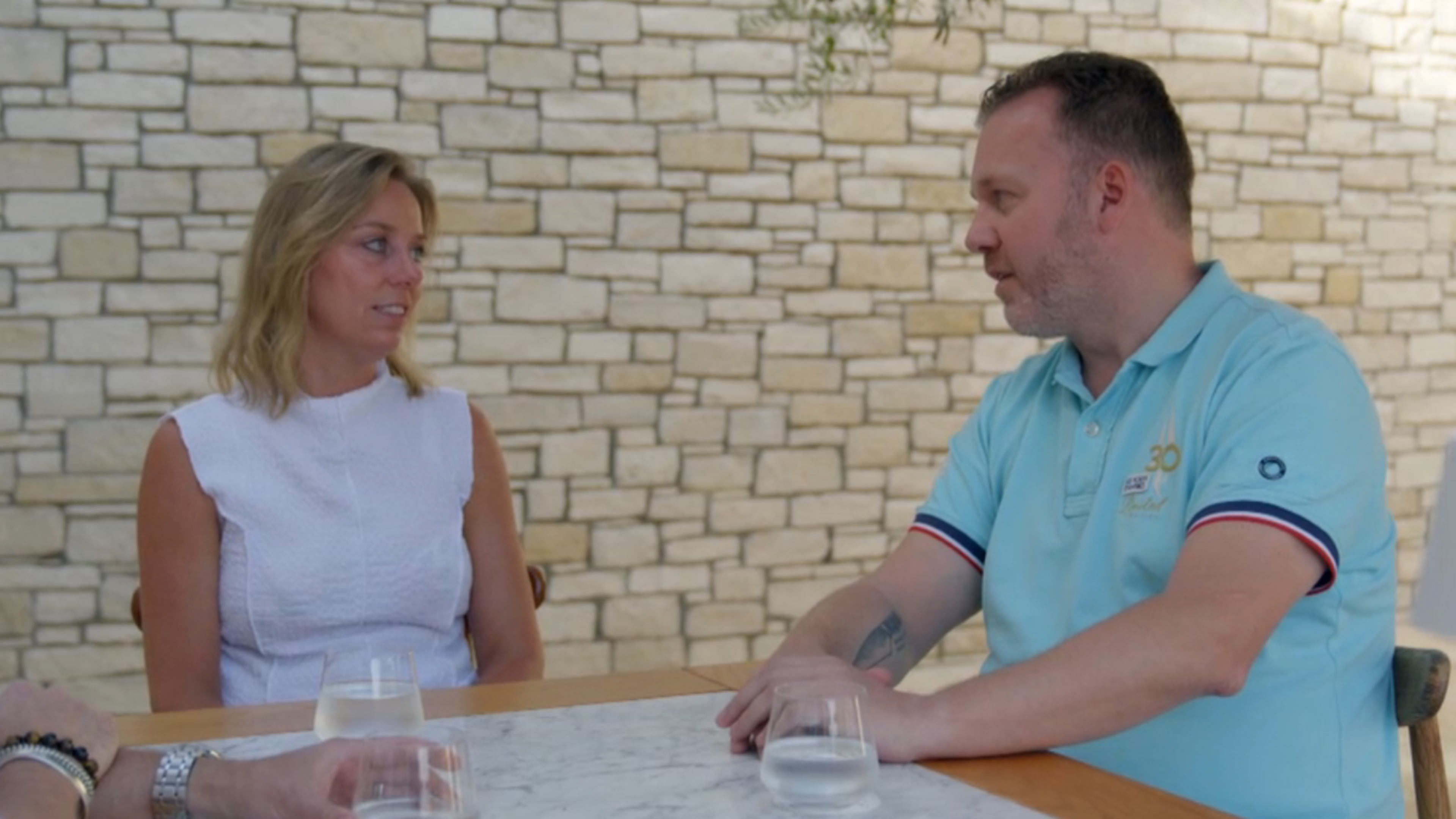 Praat mee: Moeten de experts van Married at first sight betere matches maken op basis van uiterlijk?