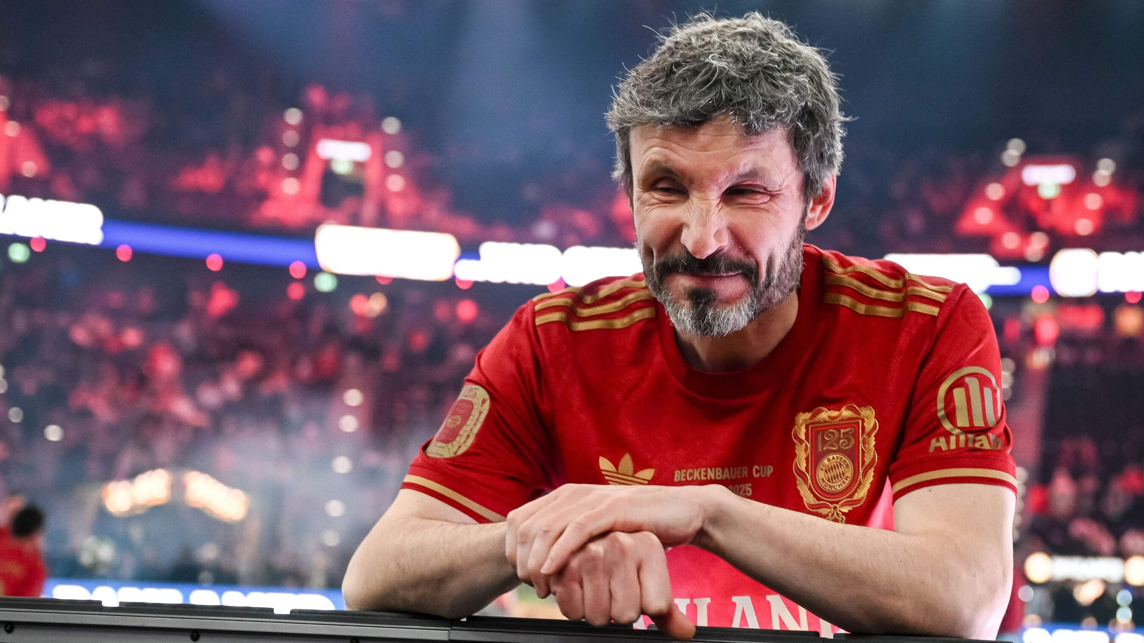 Hoe reageren Franstalige media in België op aanstelling Mark van Bommel als bondscoach? ’Hij zal als Nederlander bij sommigen niet in de smaak vallen’