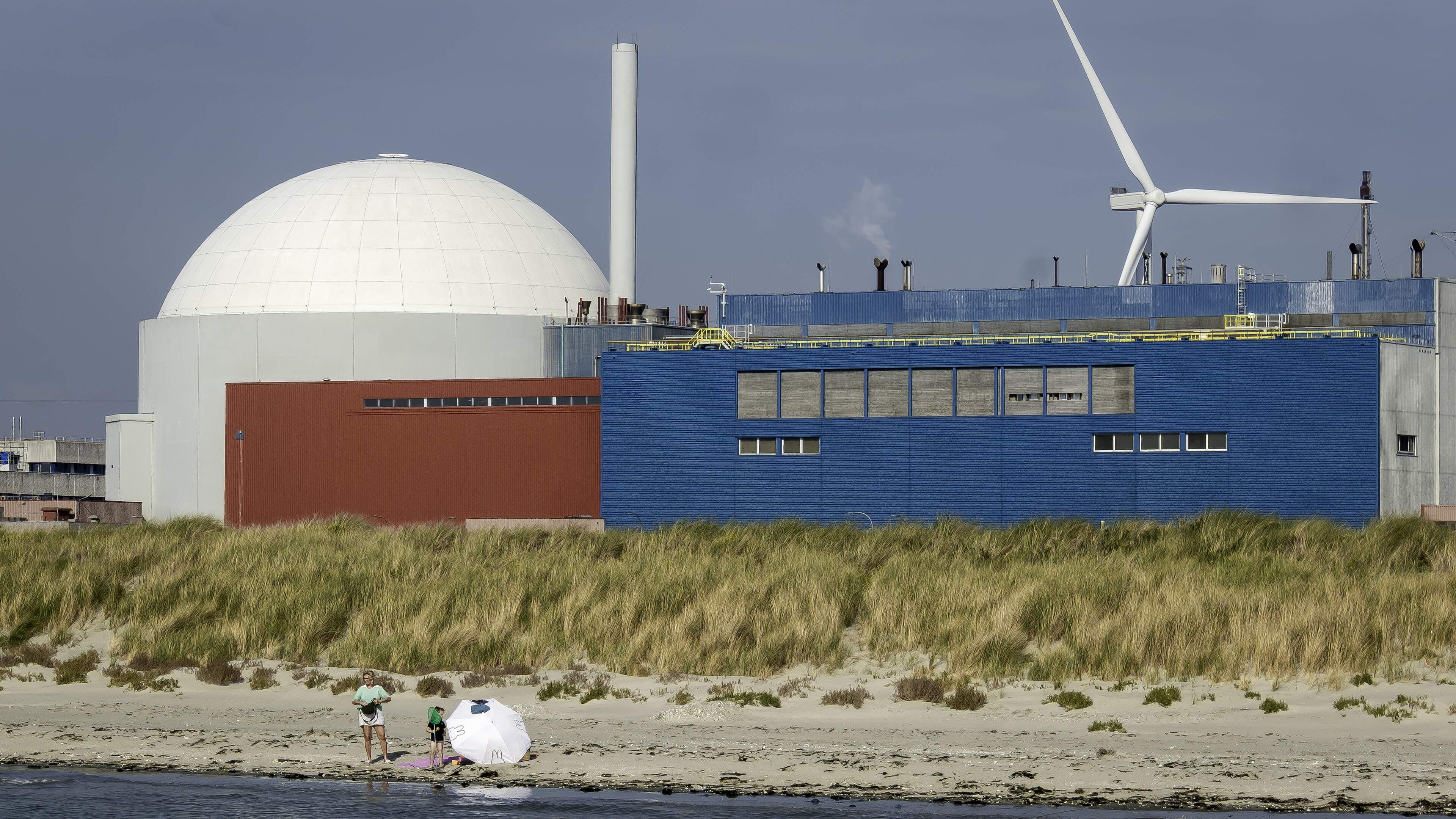 Lezers: ’Plannen kernenergie lopen vast in de praktijk’