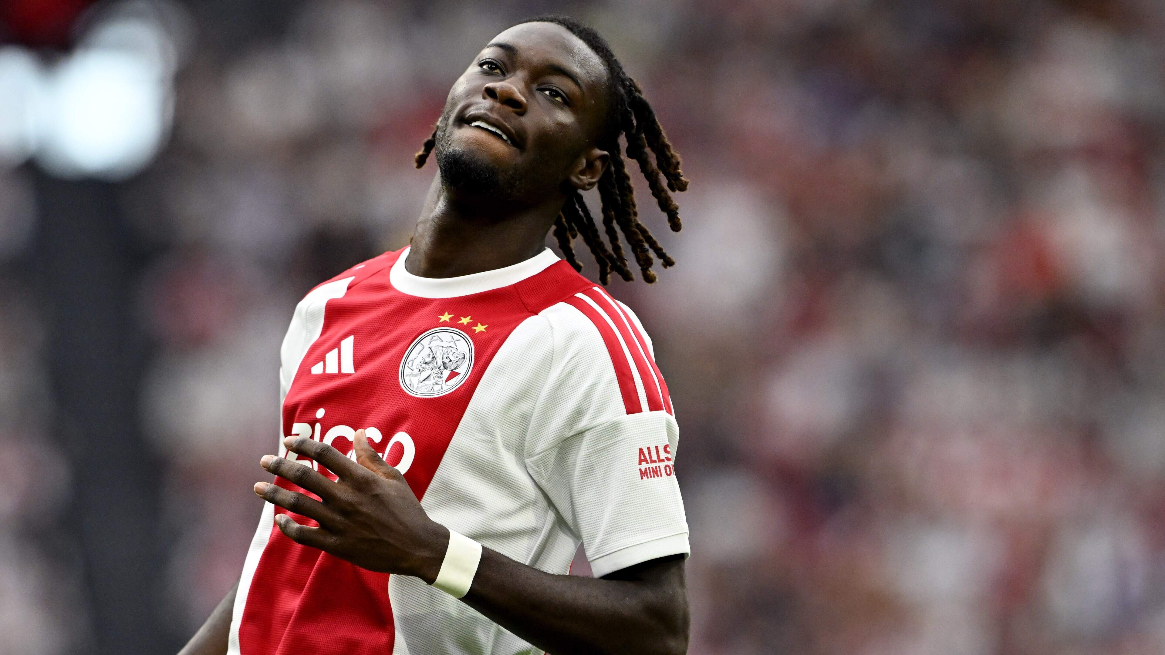 Don-Angelo Konadu op huurbasis op weg naar SK Lommel en Ajax verwelkomt Jofre Torrents