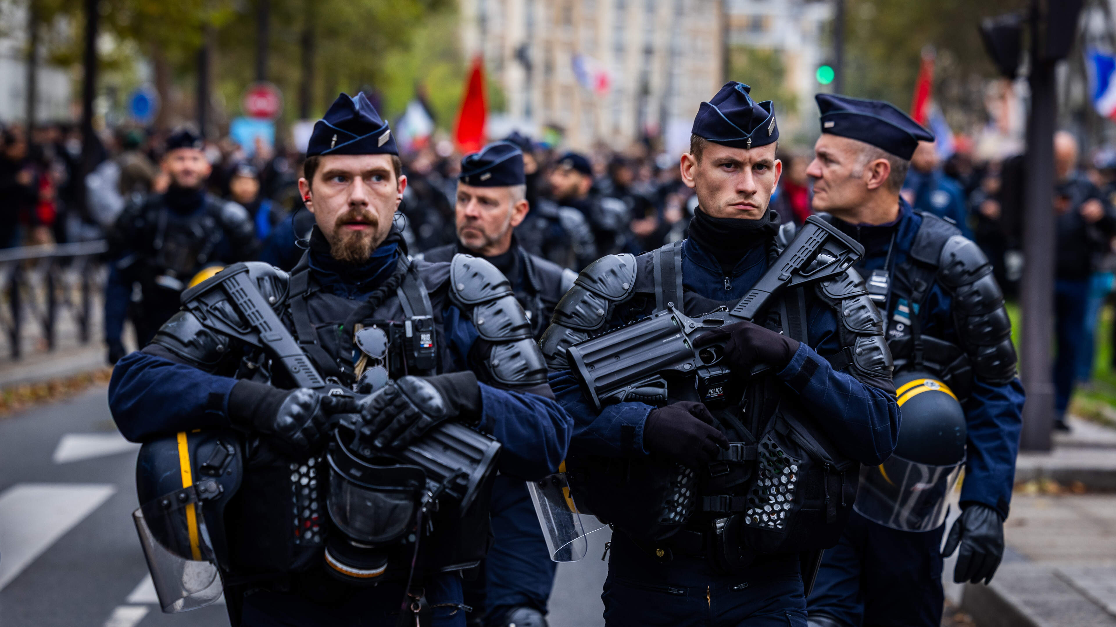 LIVE | Politie blokkeert eindpunt Porte de Vincennes, demonstranten opgeroepen te vertrekken