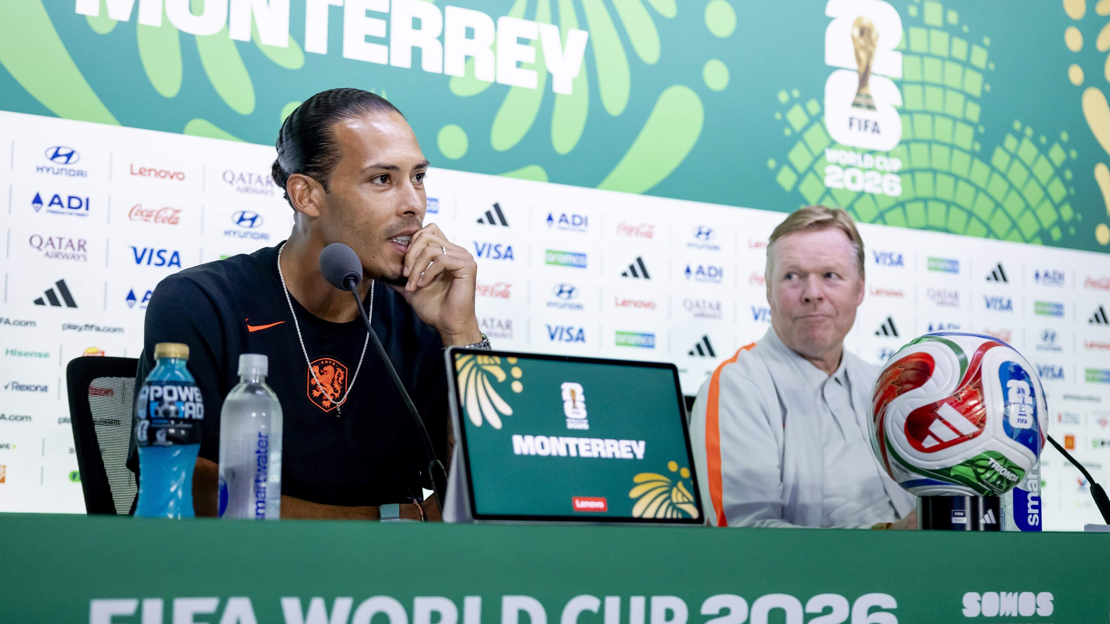 Ronald Koeman laat zich niet afschrikken door bloedhitte in Monterrey, Virgil van Dijk pareert vraag over ’No era penal’