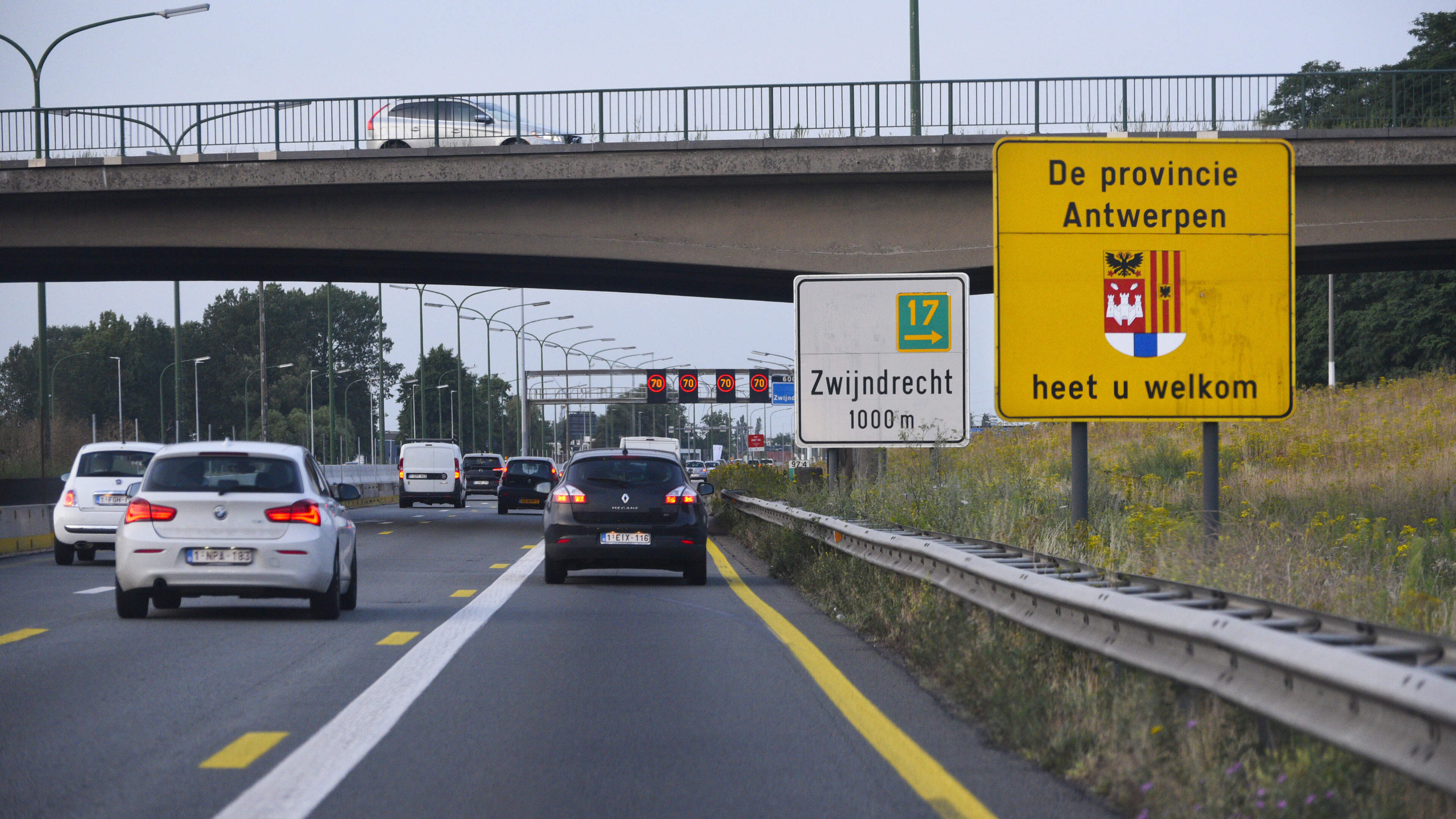België komt met omstreden tolvignet: vanaf 1 mei 2027 moeten we fors betalen voor matig asfalt