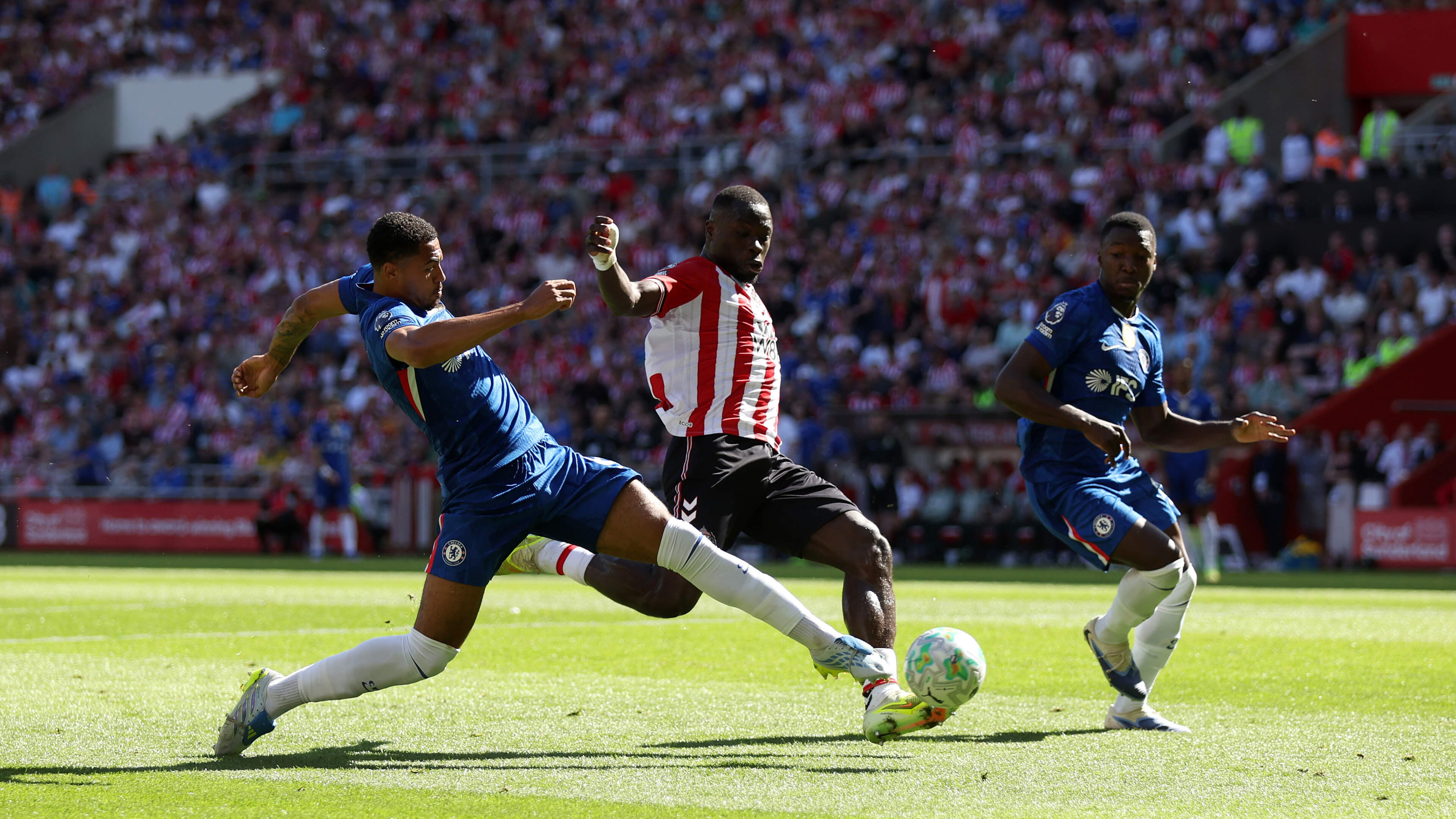 LIVE Premier League: Brobbey en Sunderland mogen dromen van ’Europa’, nog geen goals bij degradatiekrakers