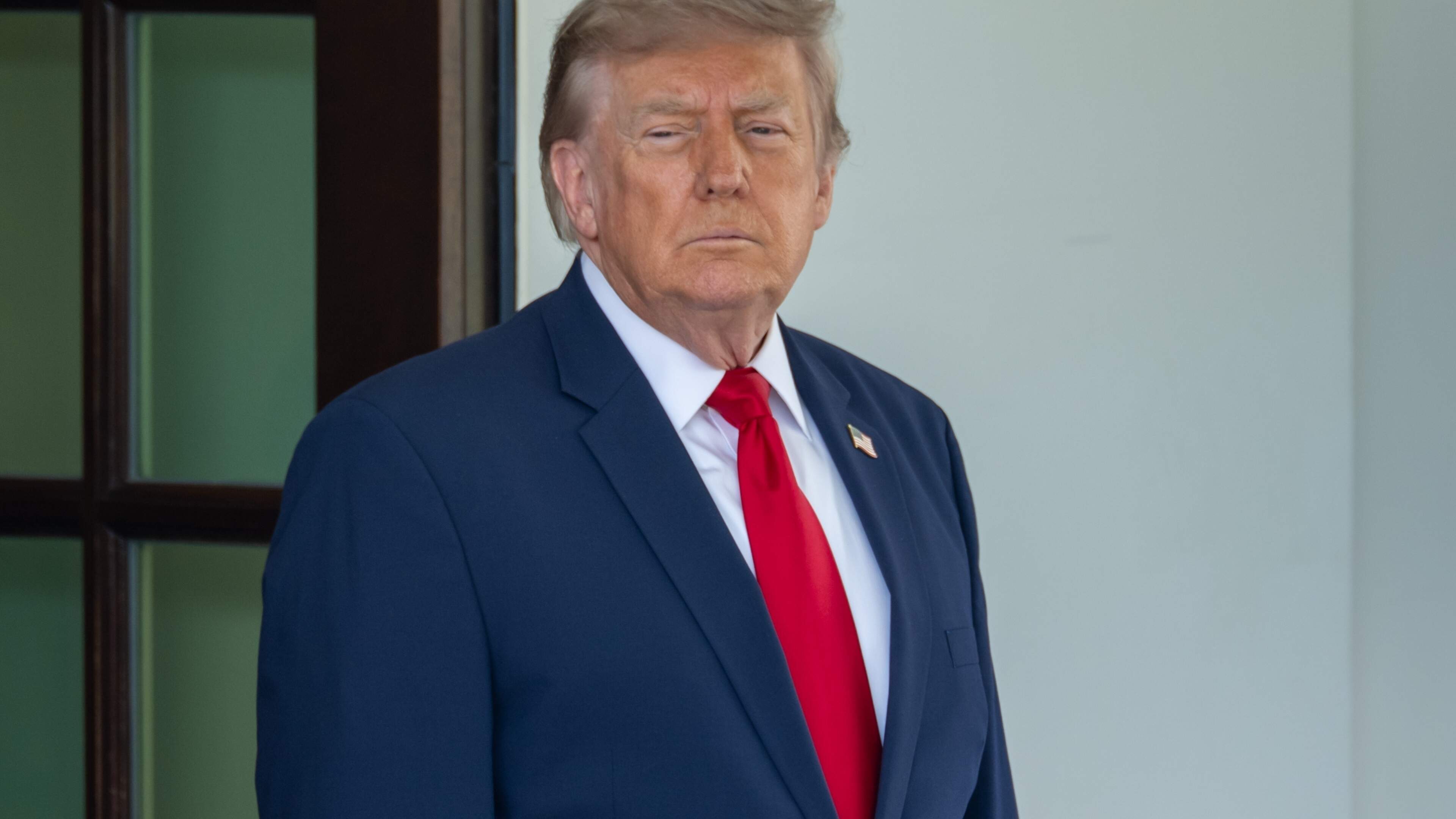 LIVE | Trump ziet toch af van heffen tol in Straat van Hormuz