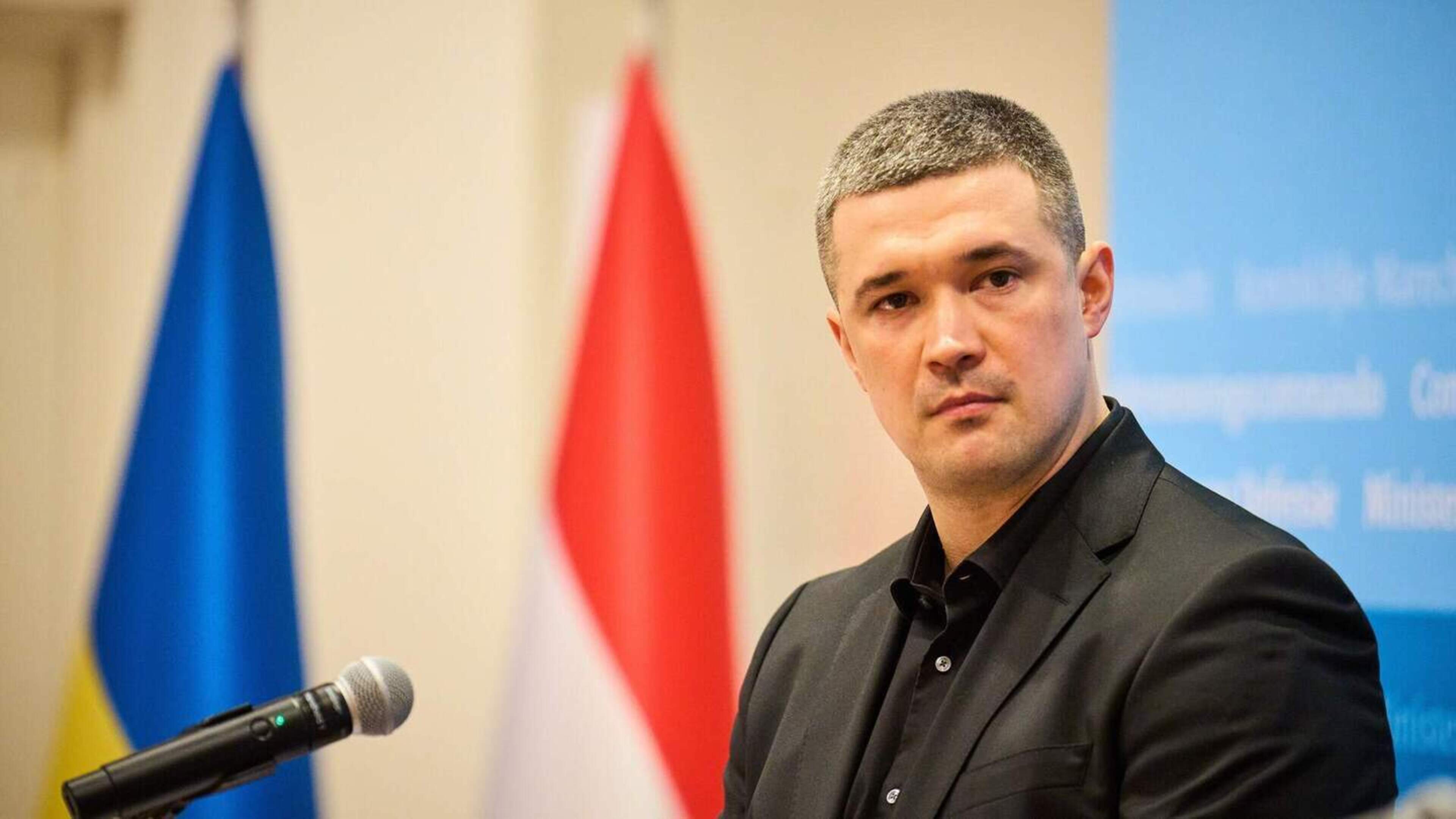 Machtsstrijd in Kiev mijnenveld voor Zelenski: nu ook legerbaas Syrsky onder vuur, oud-defensieminister Fedorov lonkt naar comeback