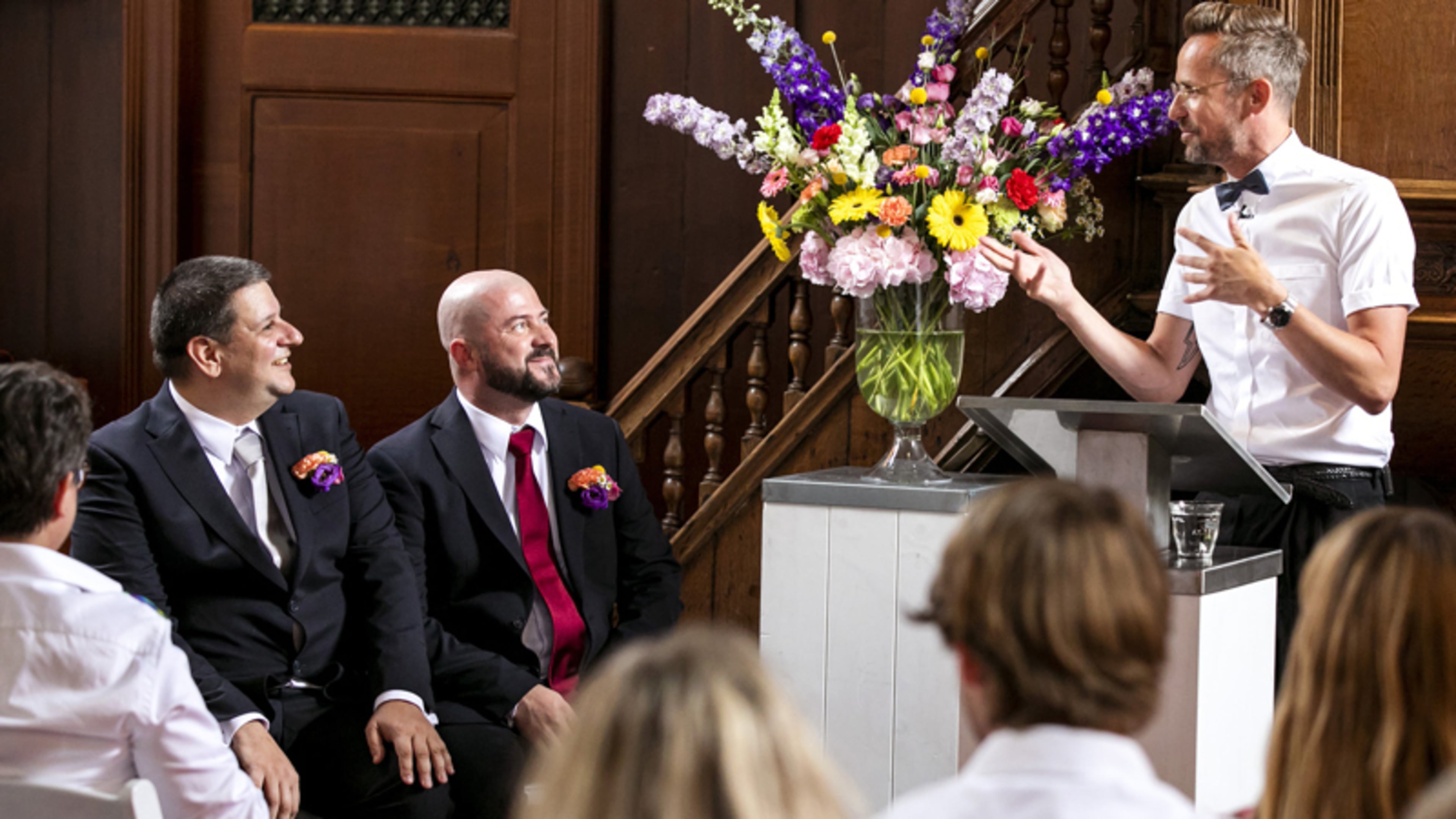 Na 25-jarig jubileum homohuwelijk: 'Je wordt niet overal geaccepteerd'