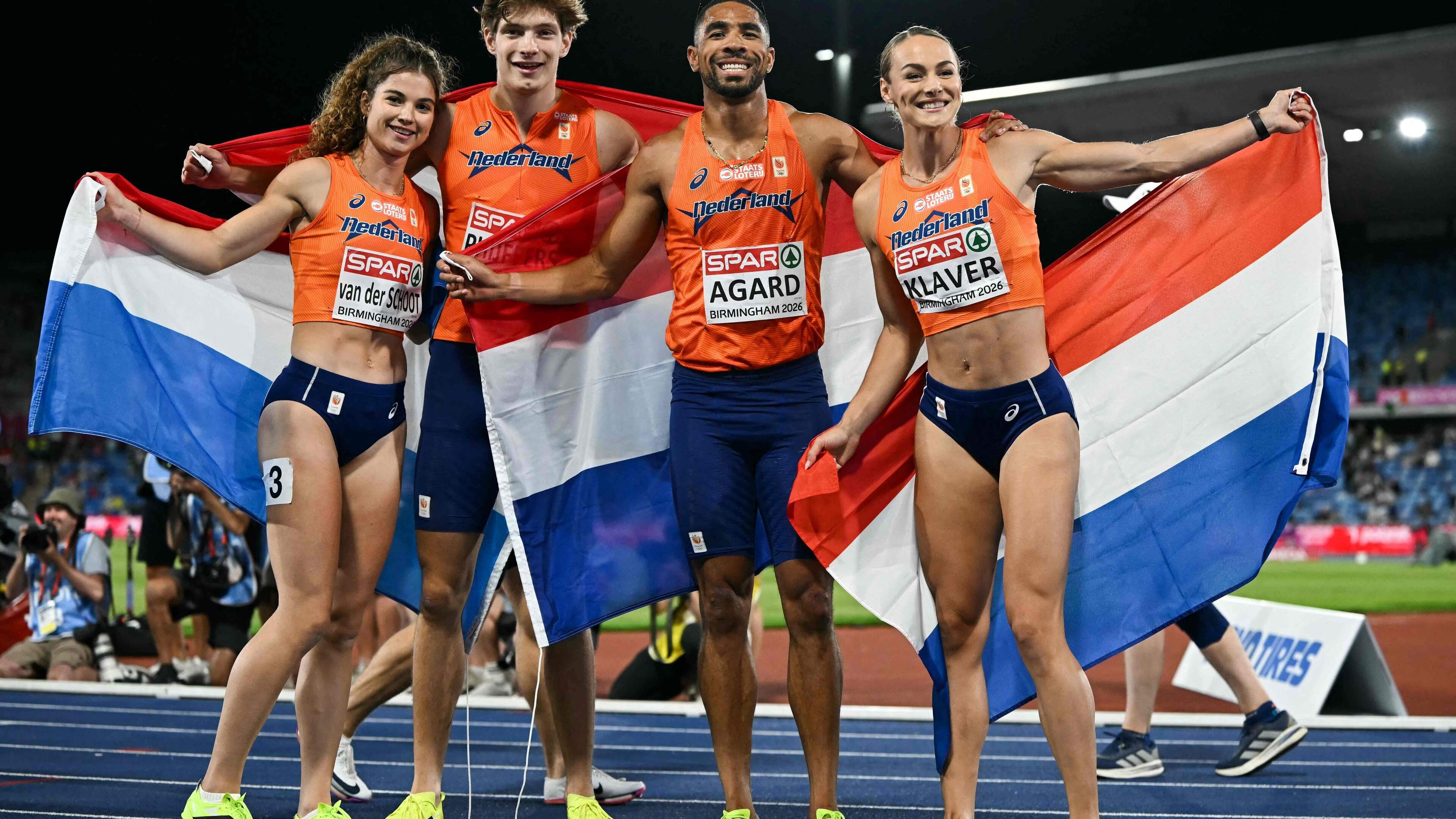 Nederland pakt zonder Femke Broeders-Bol brons op de 4x 400 meter gemengde estafette