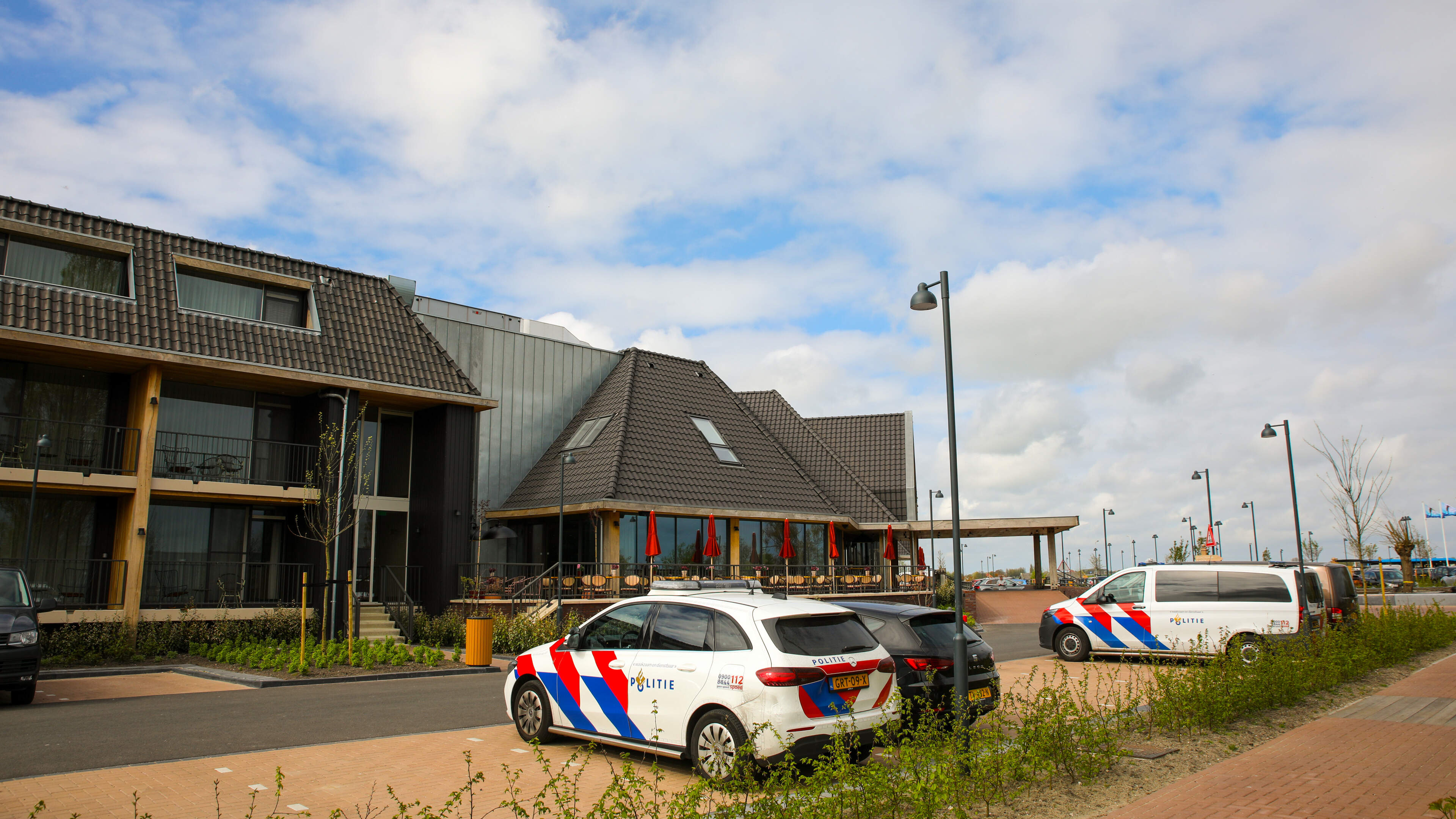 Man ’onder verdachte omstandigheden’ overleden in hotel Katwoude