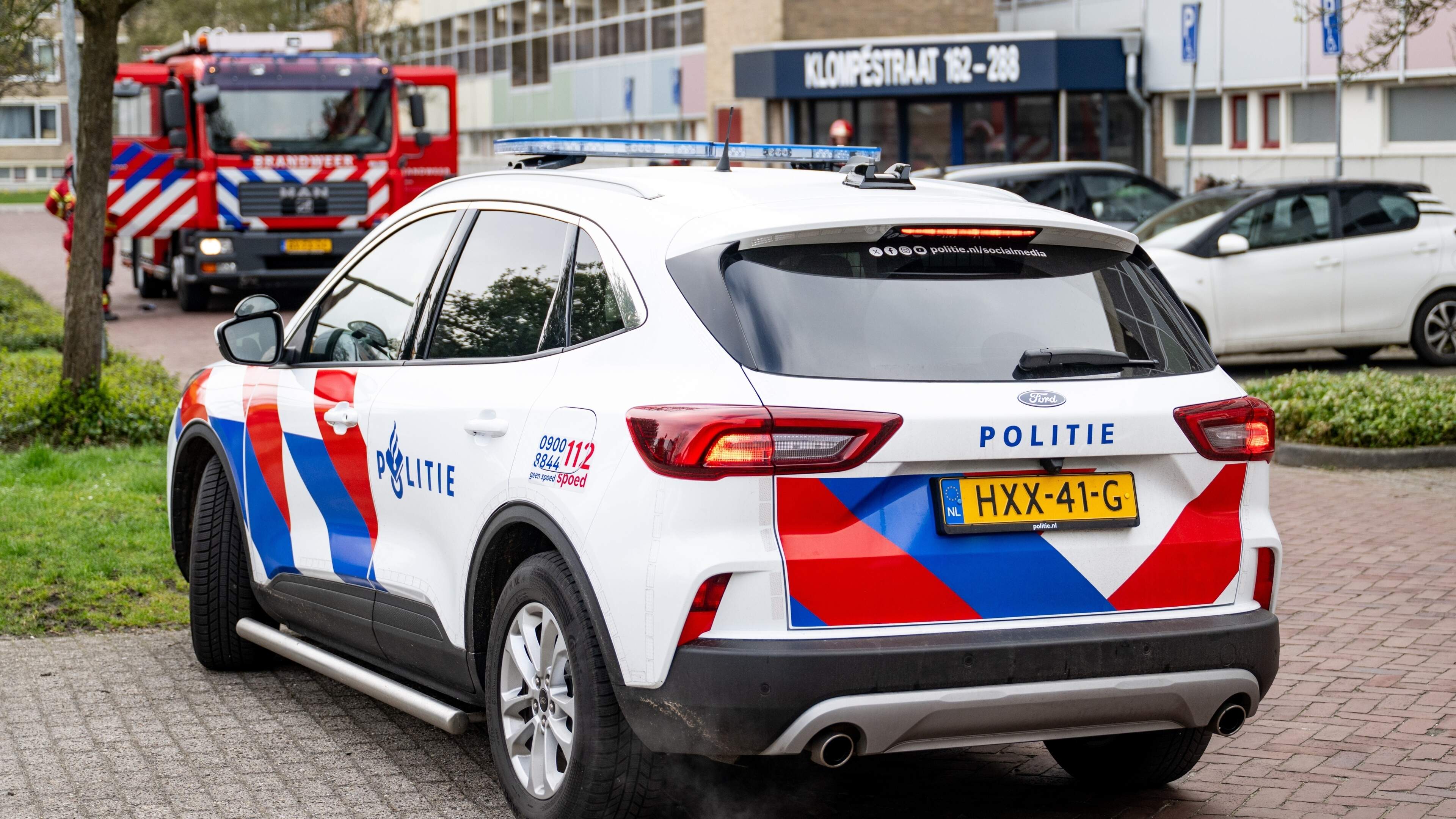 Man (36) aangehouden na dollemansrit, reed meerdere agenten bijna aan: aangifte voor poging tot doodslag